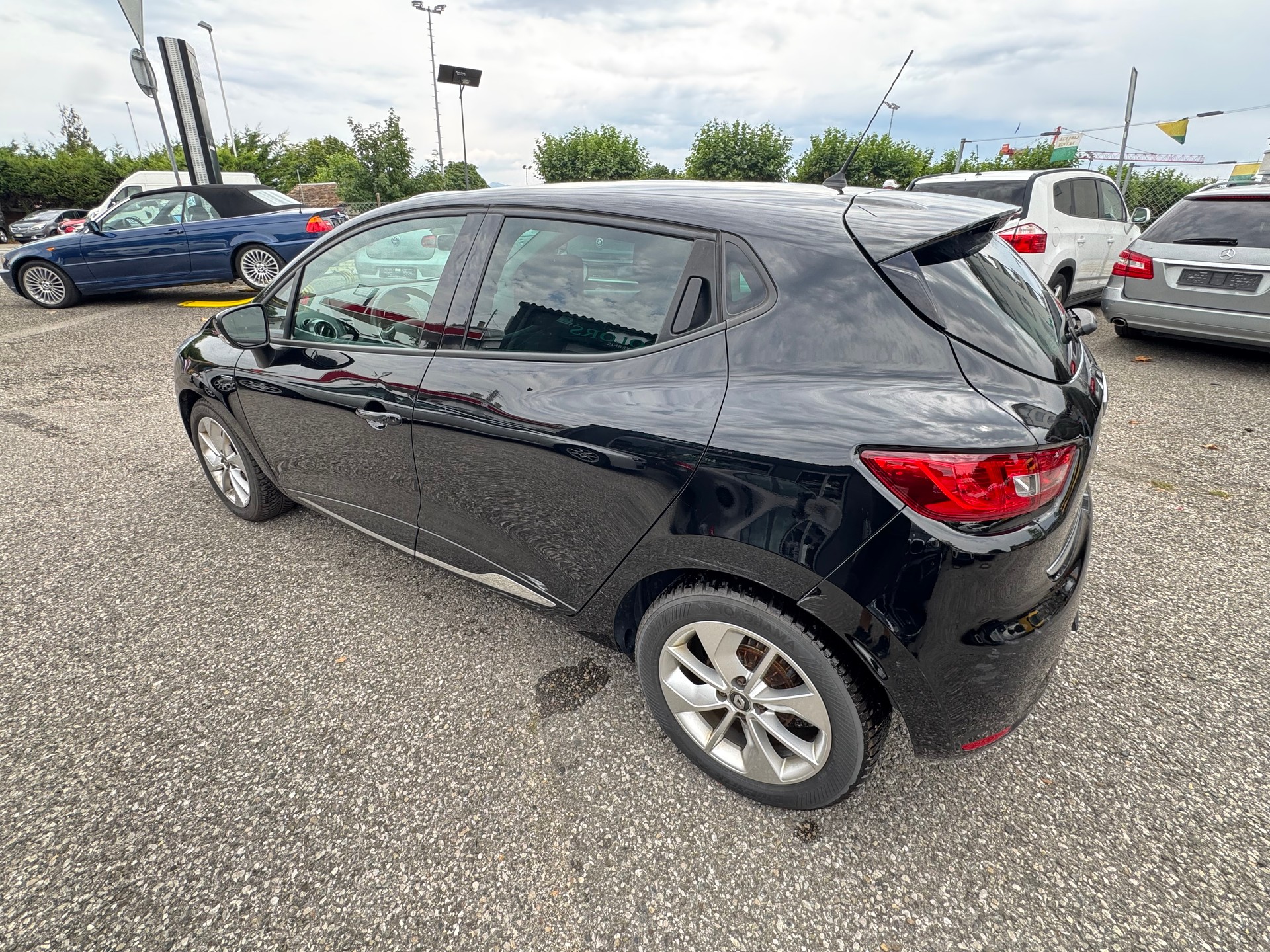 RENAULT Clio 1.2 16V T Limited EDC-image-4