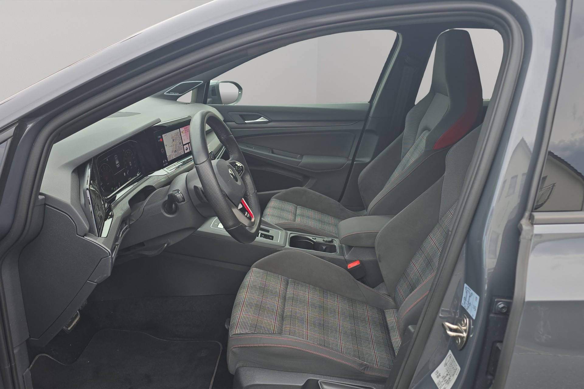 VW Golf 2.0 TSI GTI DSG-image-9