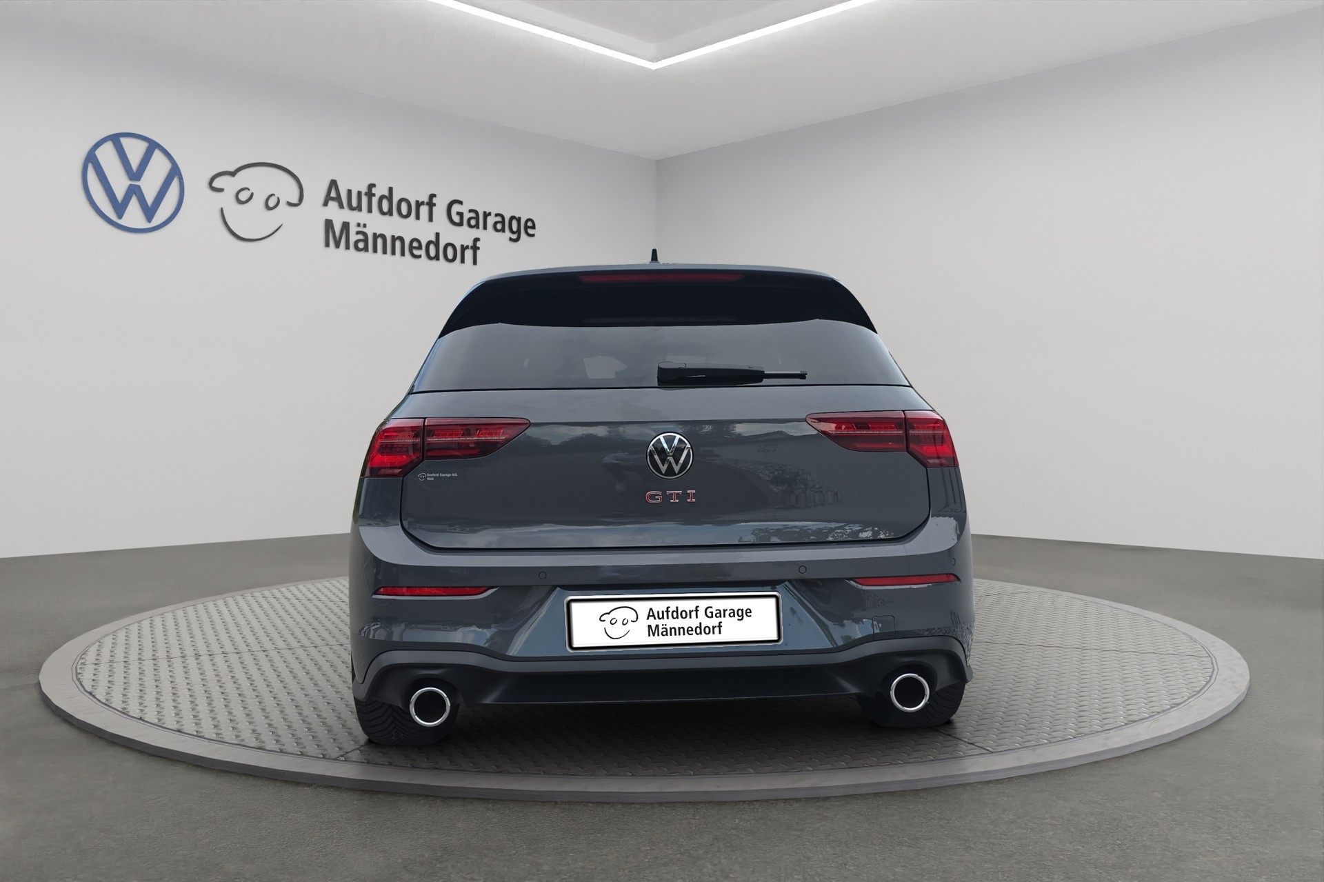 VW Golf 2.0 TSI GTI DSG-image-4
