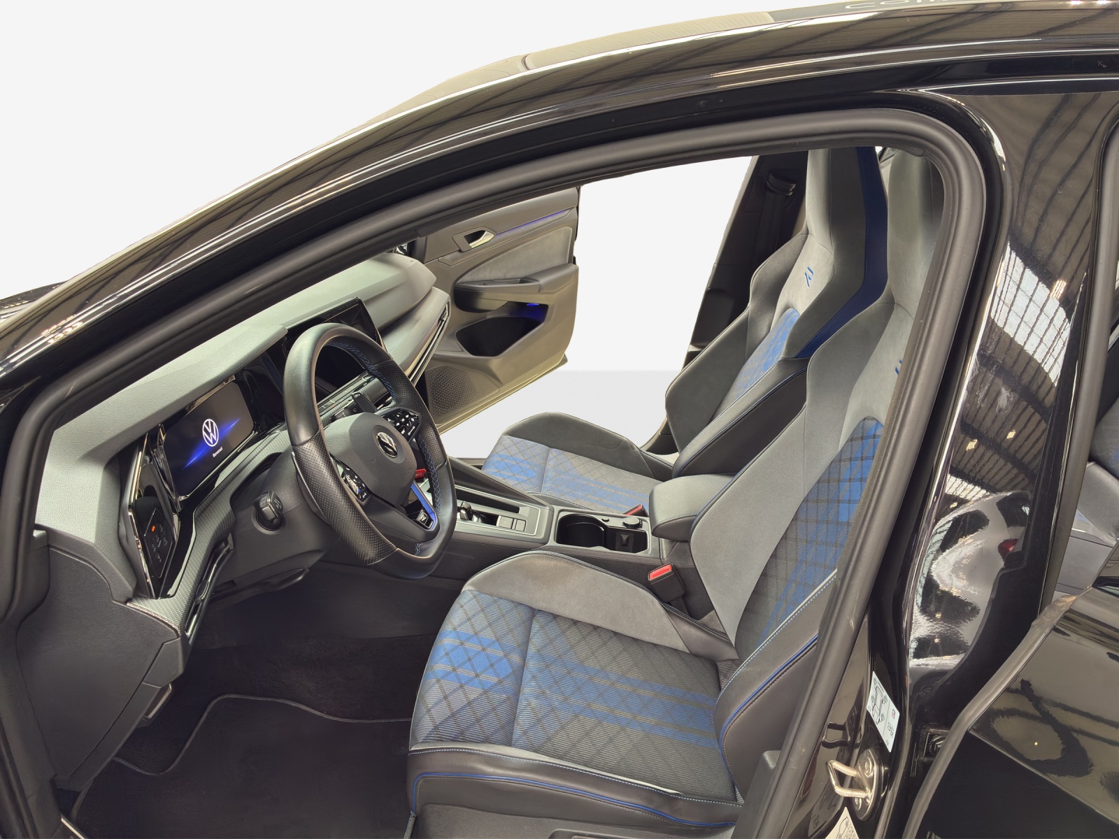 VW Golf 2.0 TSI R DSG 4Motion-image-7
