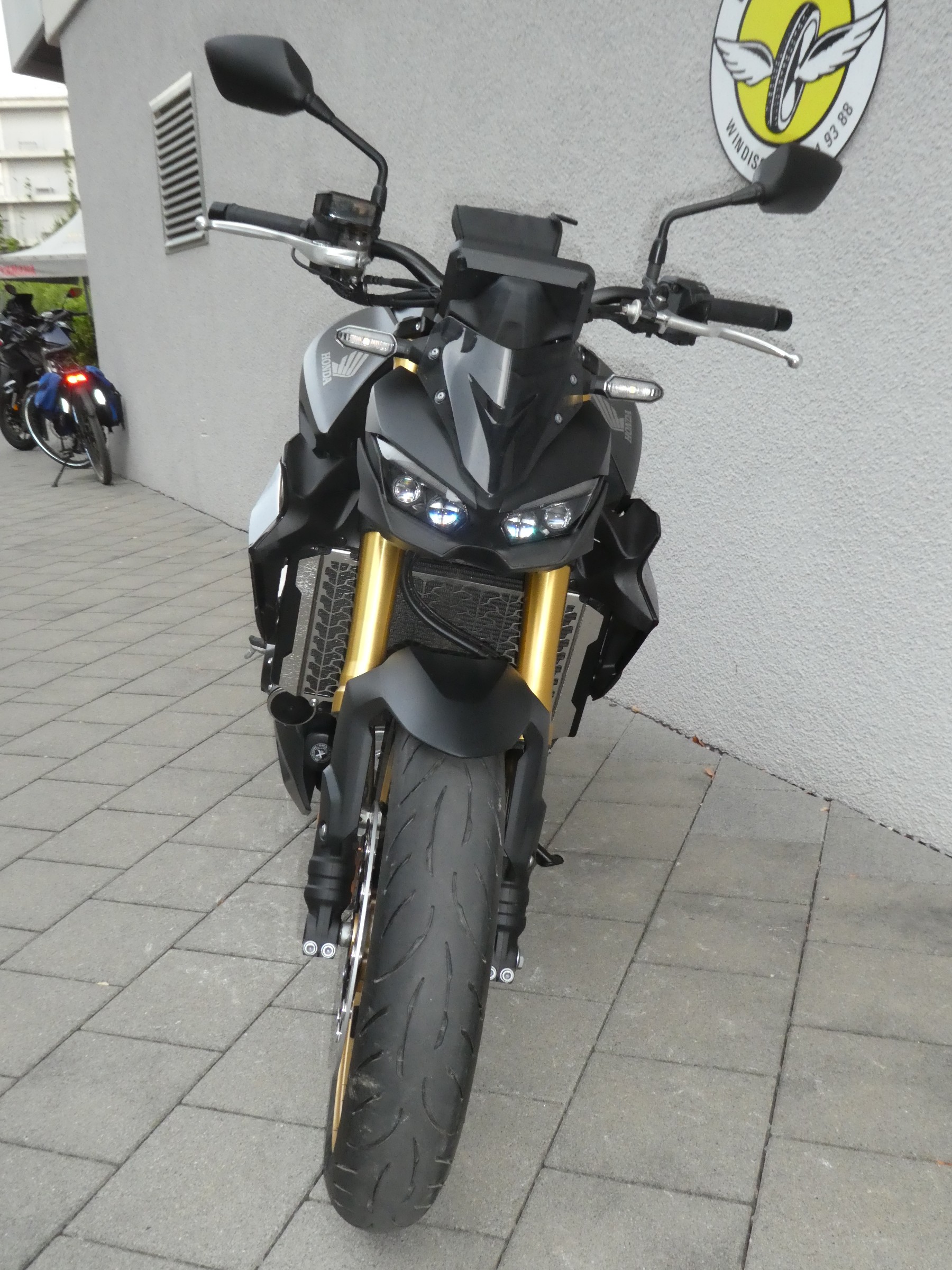 HONDA CB 1000 Hornet SP-showroom-element-3