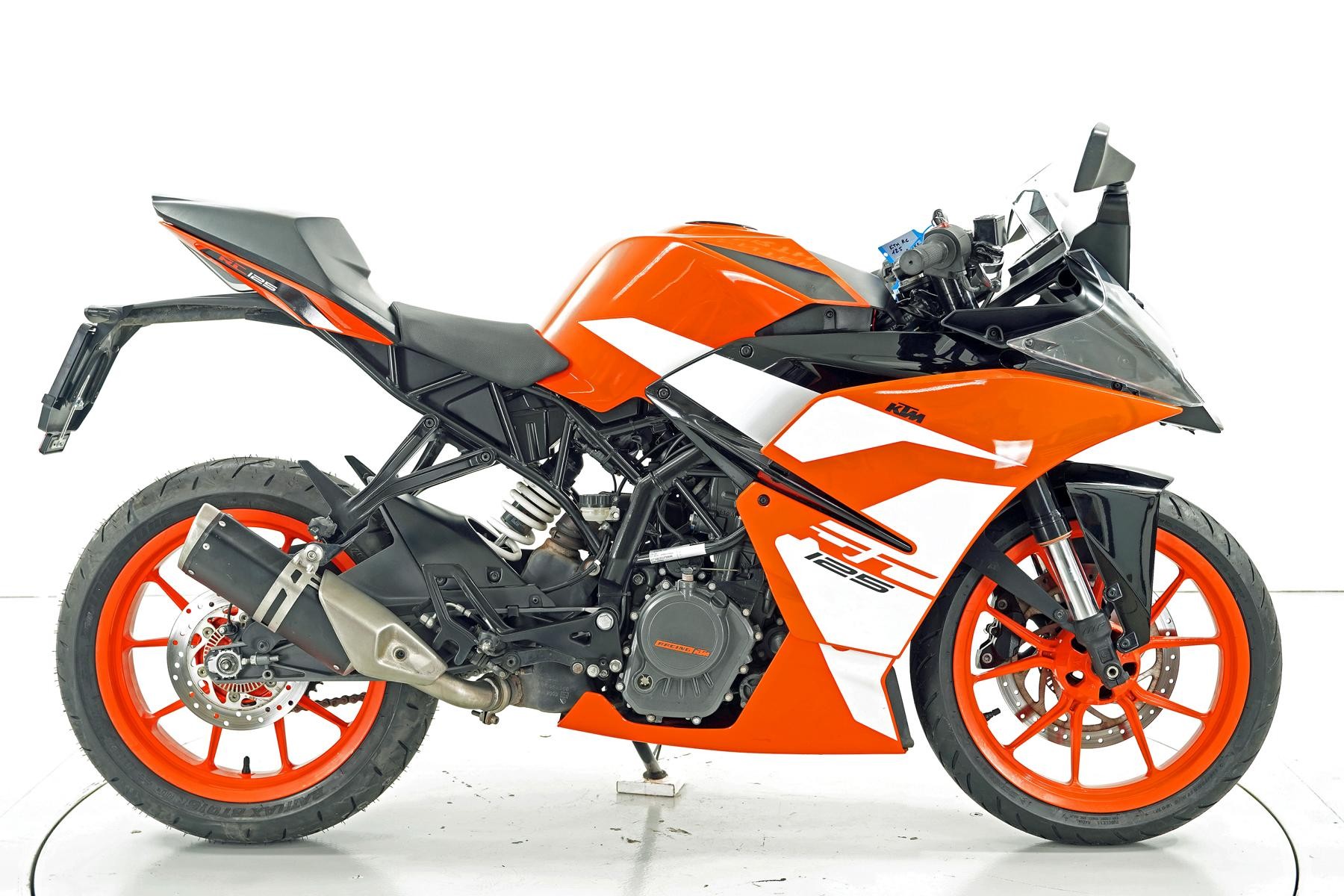 KTM RC 125-showroom-element-3