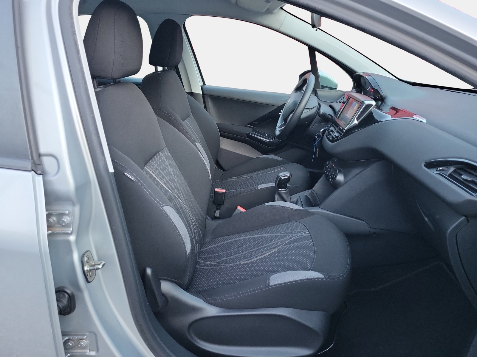 PEUGEOT 208 1.2 VTI Access-image-14