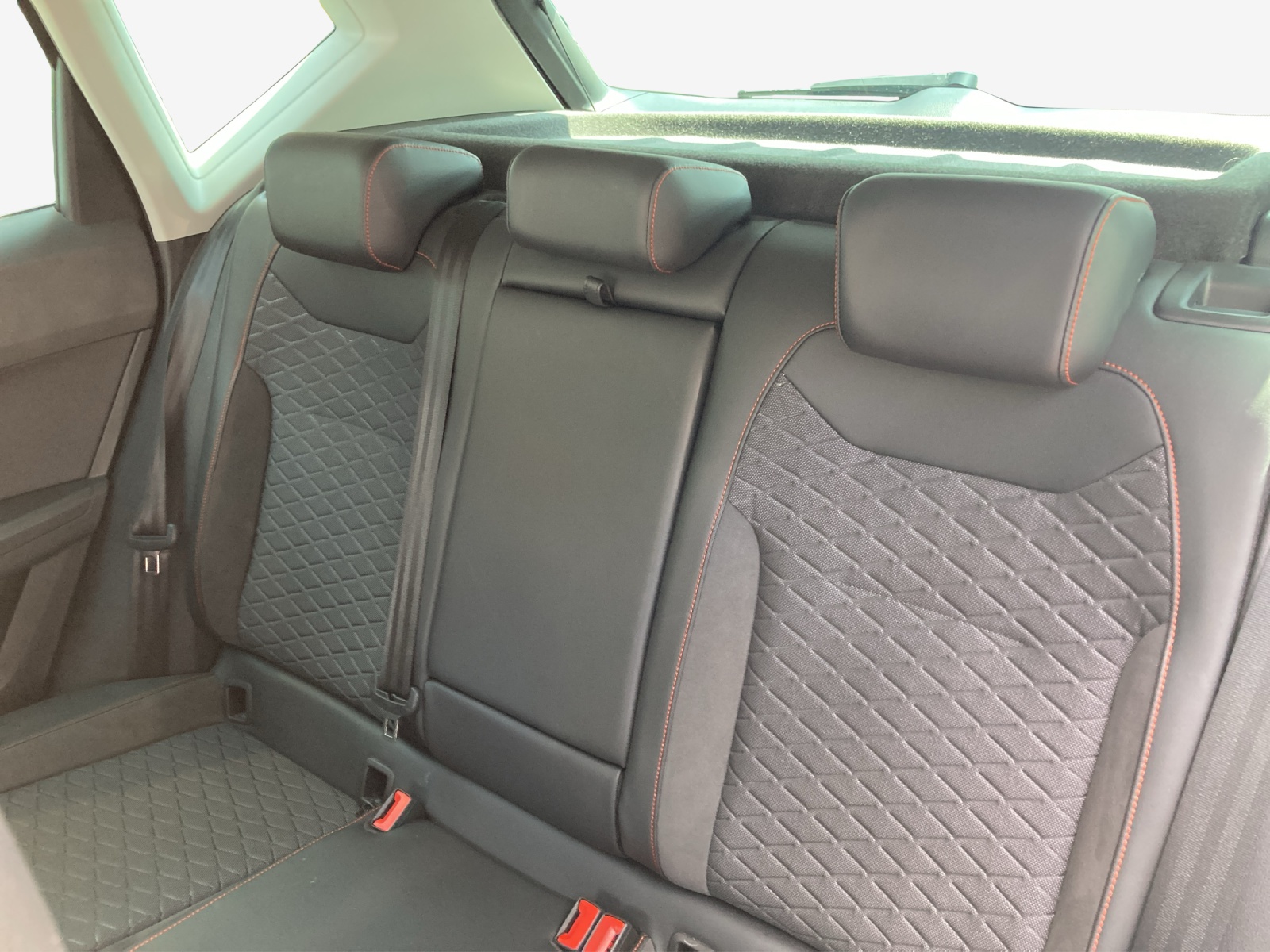 SEAT Ateca 1.5 TSI EVO DSG FR-image-11