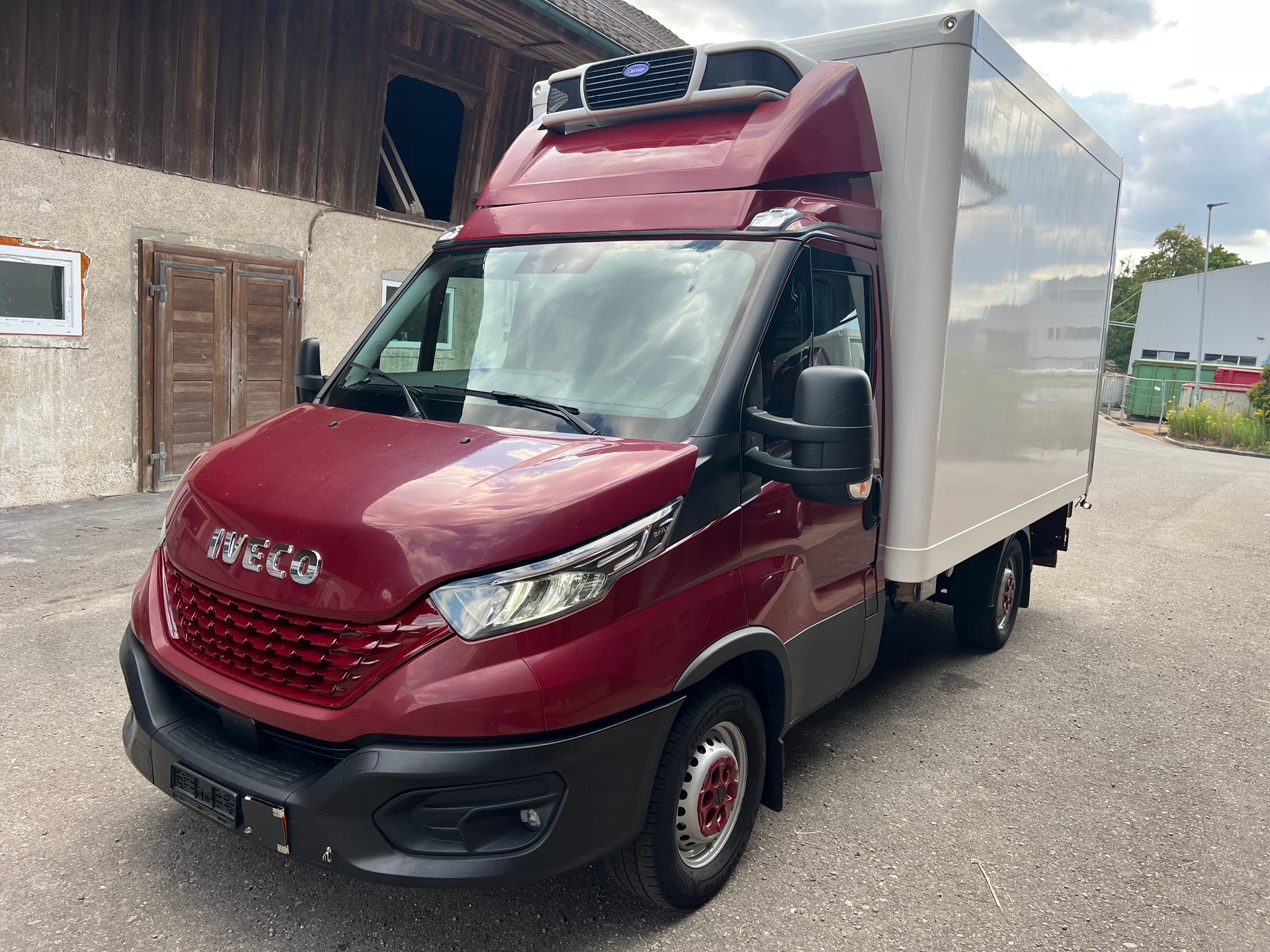IVECO 33 S 16 A8-image-1