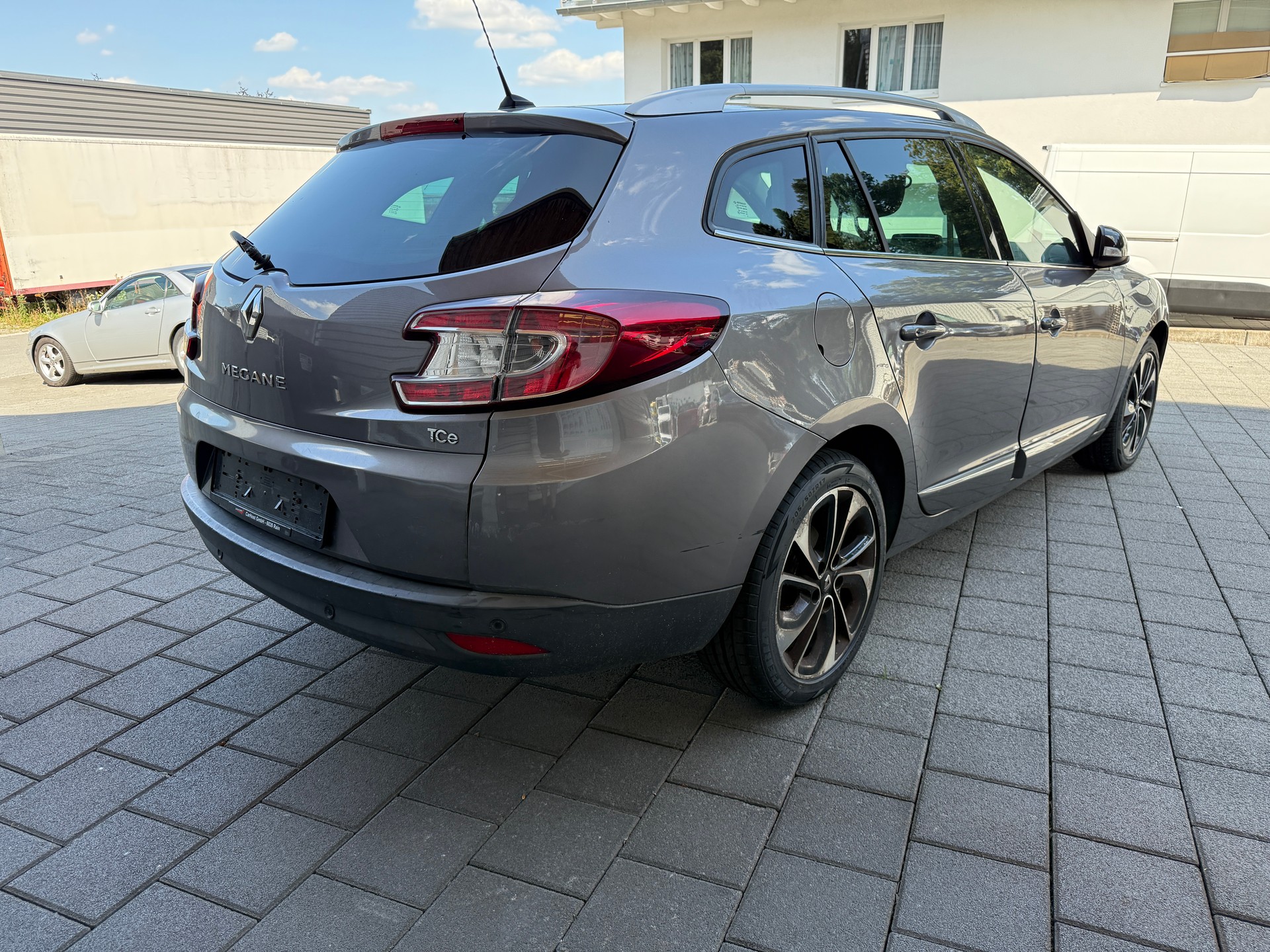 RENAULT Mégane Grandtour 1.2 16V Turbo Swiss Edition EDC-image-5