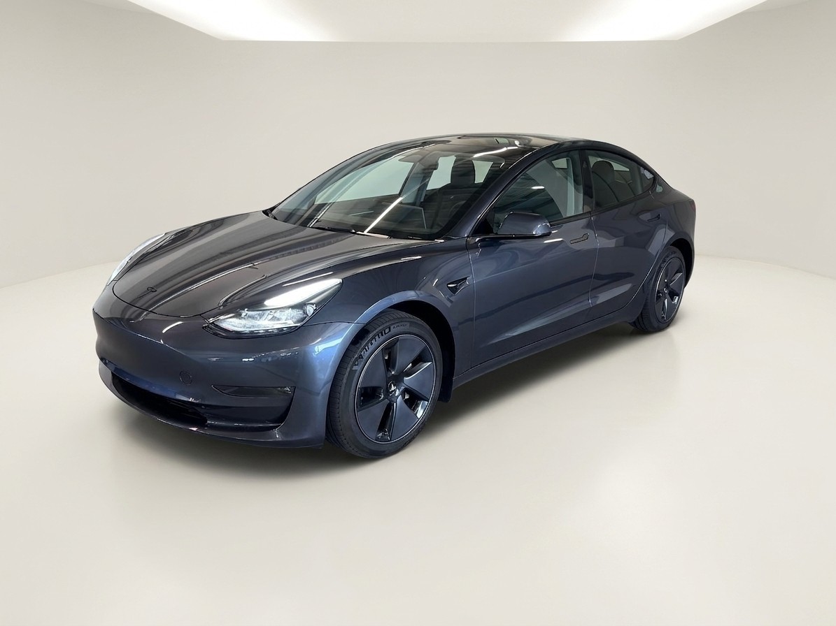 TESLA Model 3 RWD Long Range-image-0