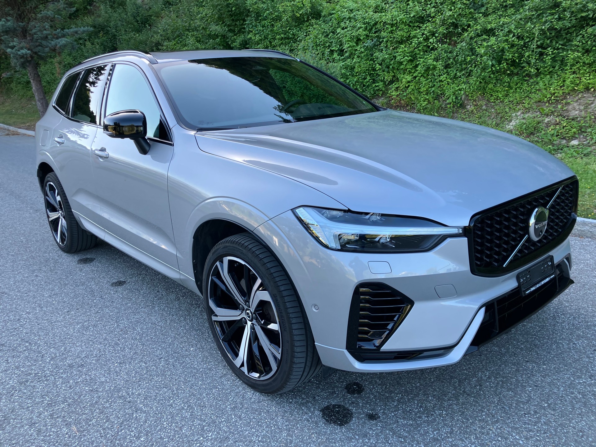 VOLVO 2.0 T6 TE R-Design eAWD-image-5