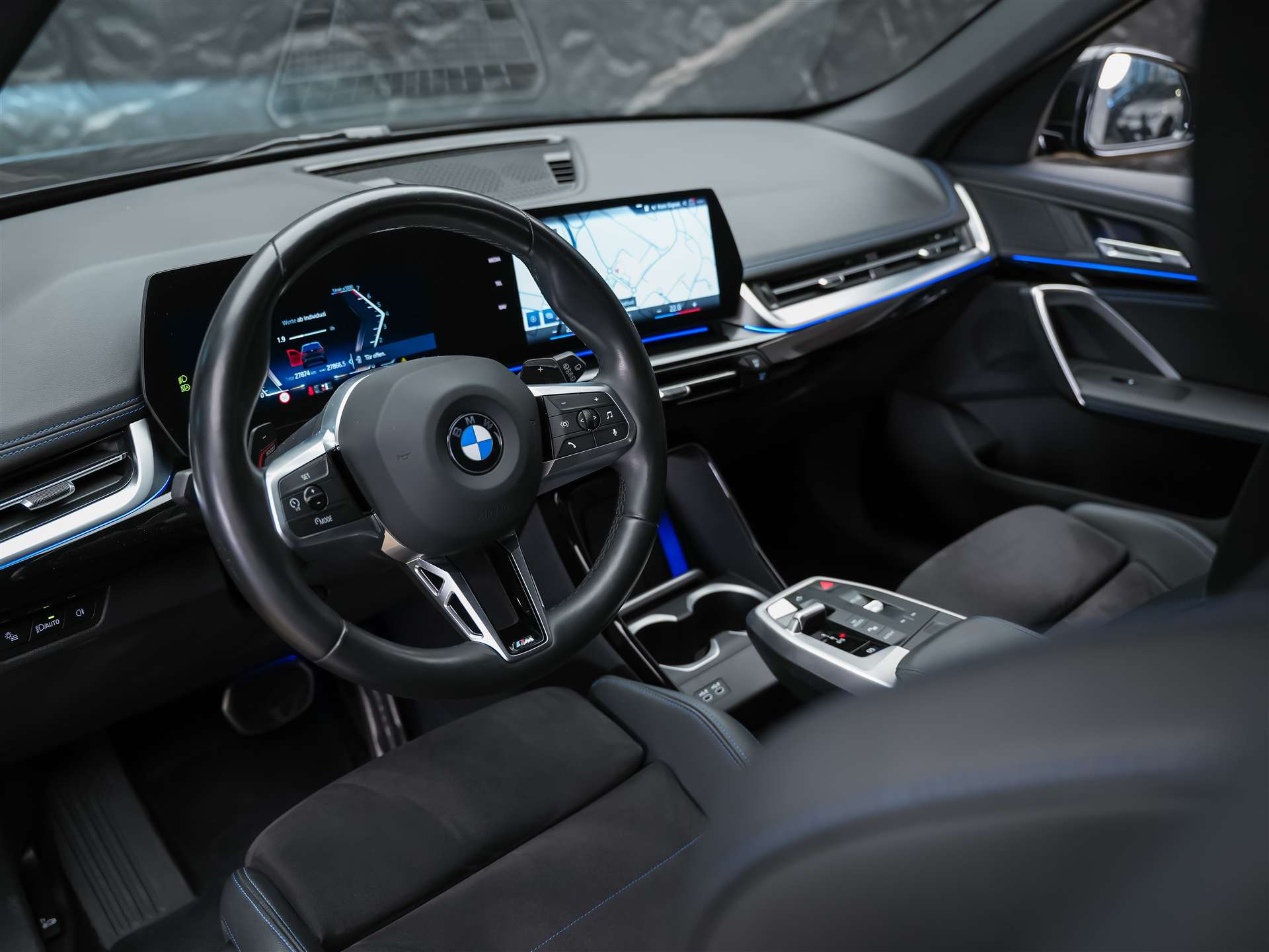 BMW X1 xDrive 23i M Sport *Abstandsregler*El. Sitze mit Memory*AHK*-image-7