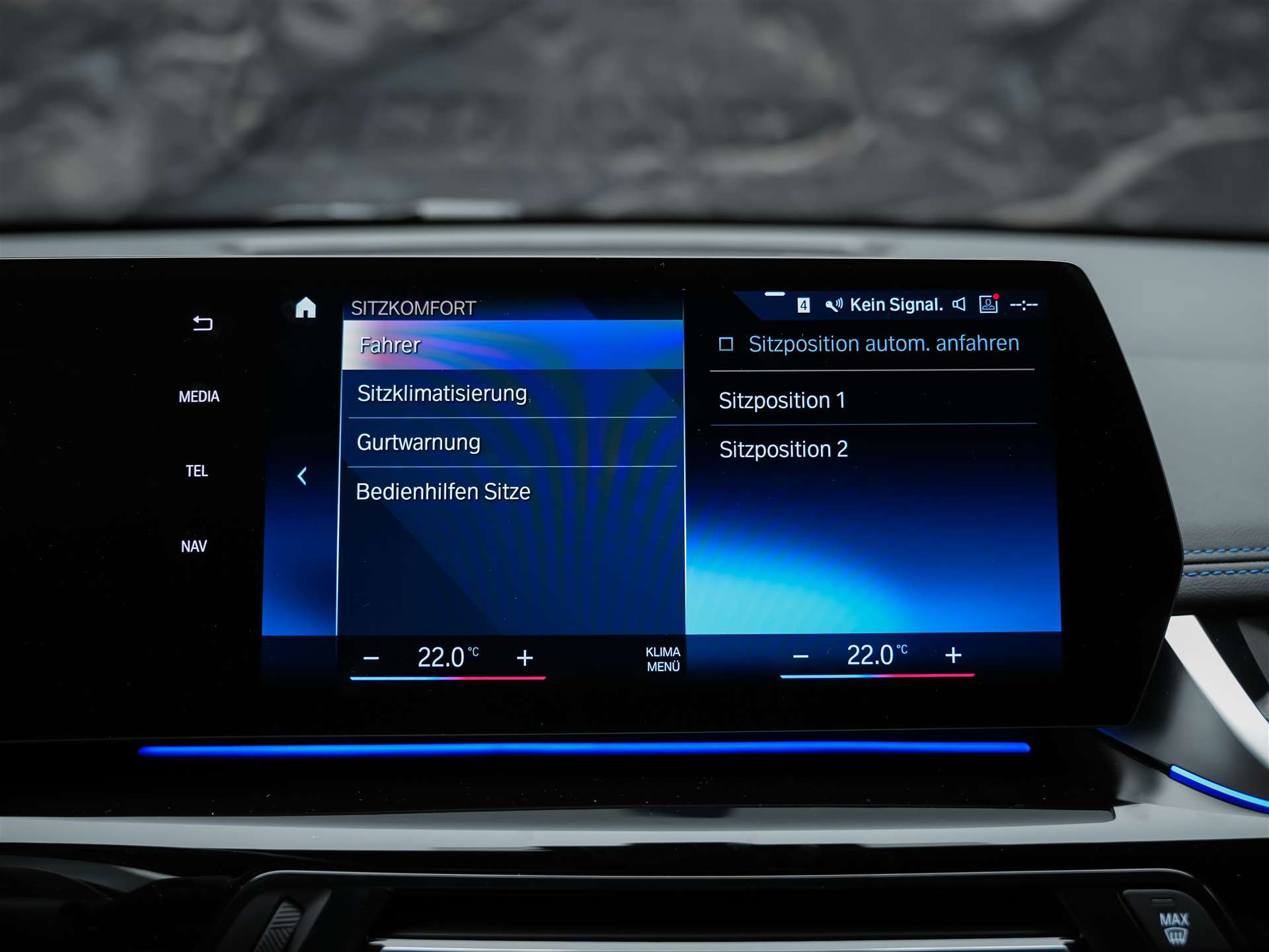 BMW X1 xDrive 23i M Sport *Abstandsregler*El. Sitze mit Memory*AHK*-image-32