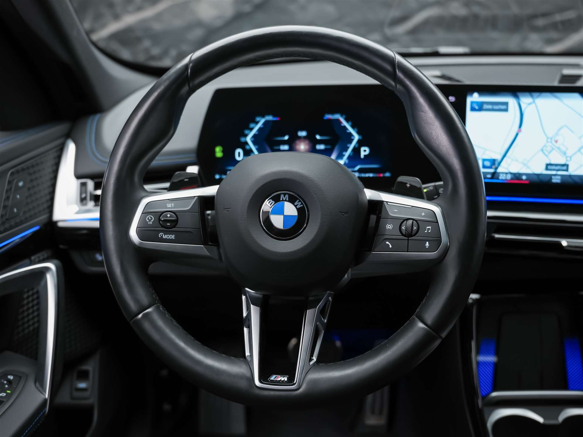 BMW X1 xDrive 23i M Sport *Abstandsregler*El. Sitze mit Memory*AHK*-image-25