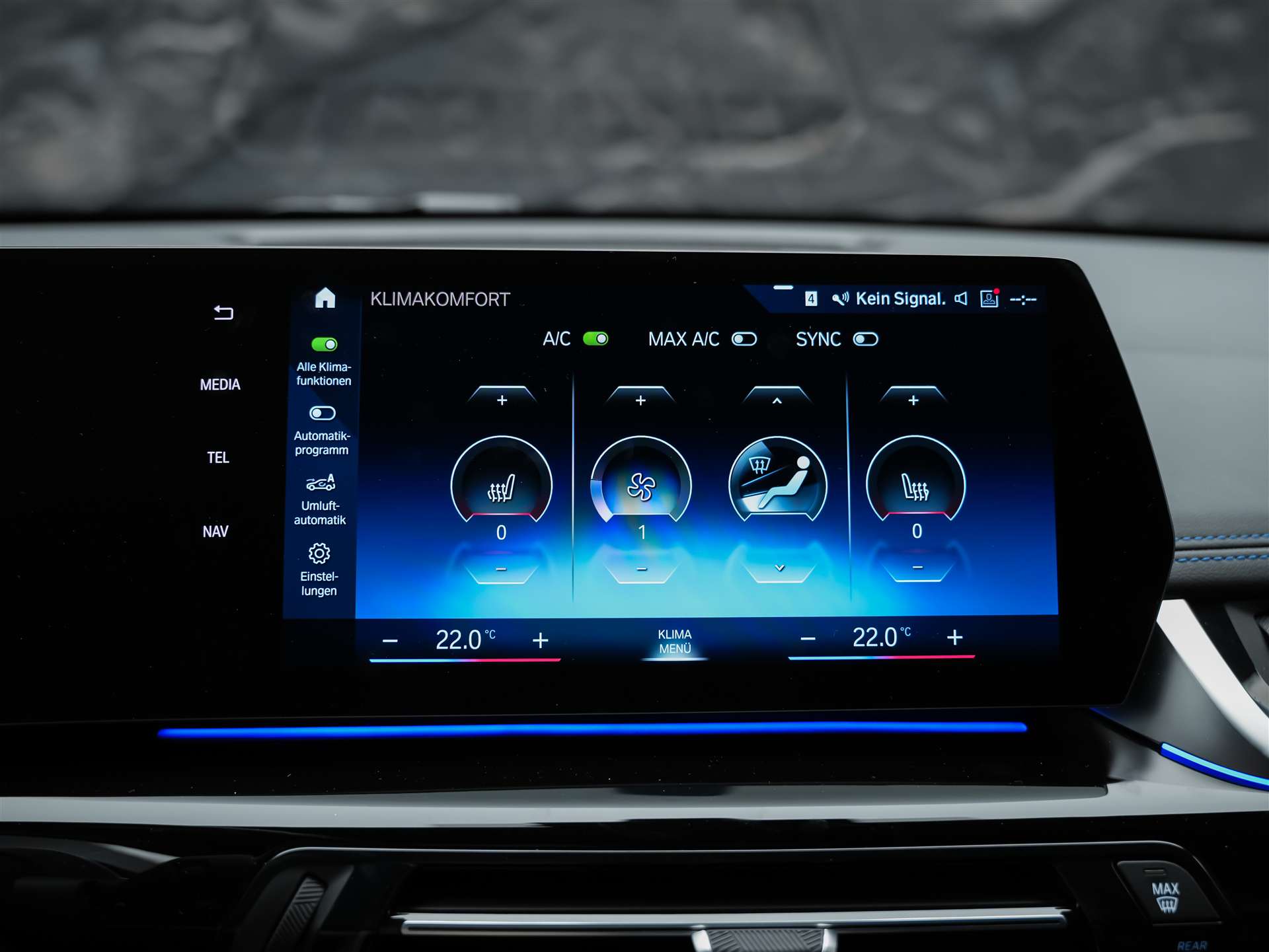 BMW X1 xDrive 23i M Sport *Abstandsregler*El. Sitze mit Memory*AHK*-image-29