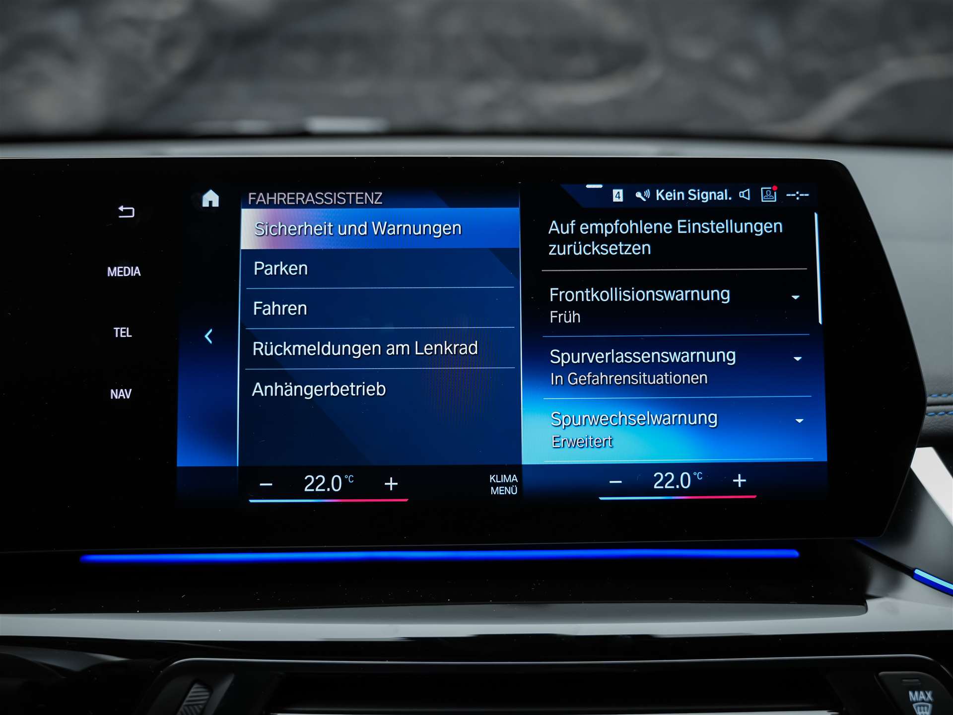 BMW X1 xDrive 23i M Sport *Abstandsregler*El. Sitze mit Memory*AHK*-image-33