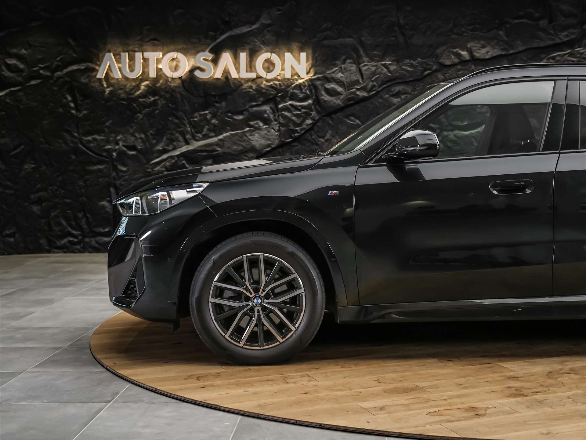 BMW X1 xDrive 23i M Sport *Abstandsregler*El. Sitze mit Memory*AHK*-image-14