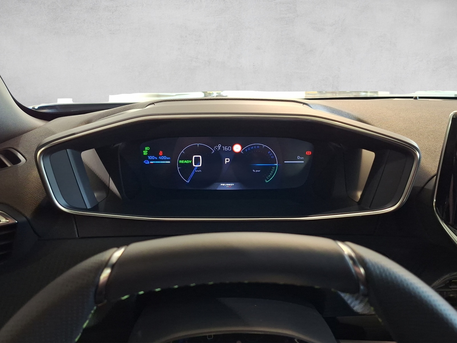 PEUGEOT 2008 e-GT 54kWh-image-8