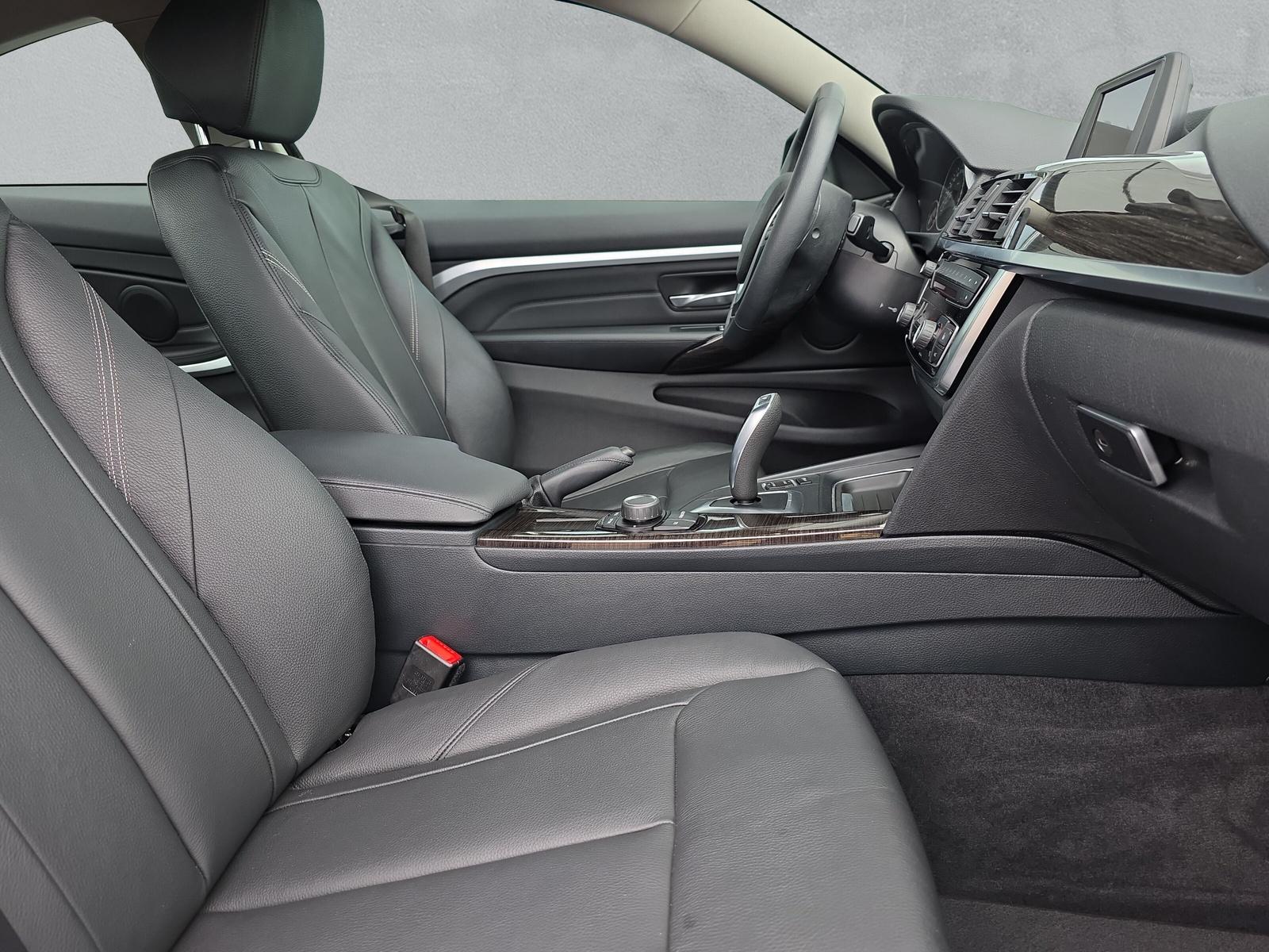 BMW 428i Coupé-image-13