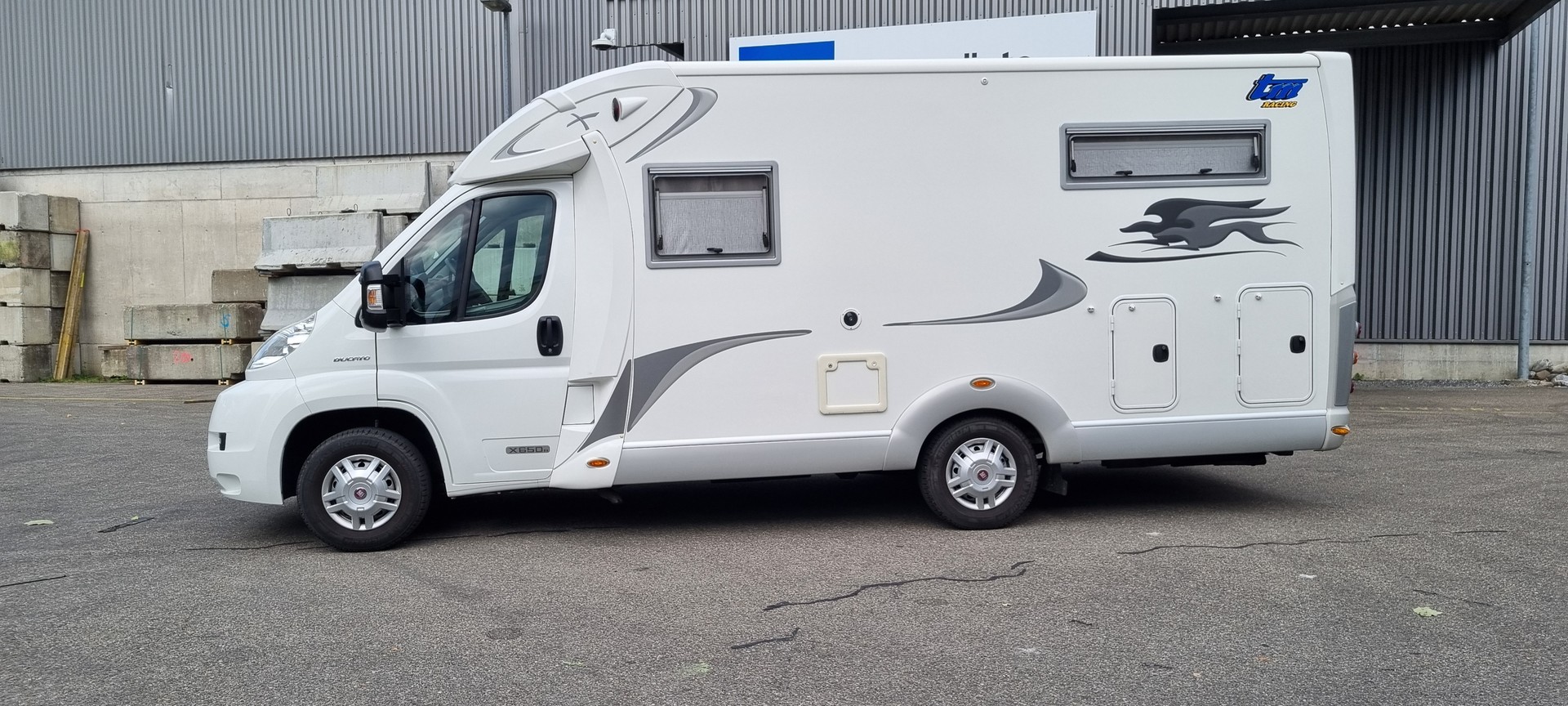 LAIKA X650R-image-2