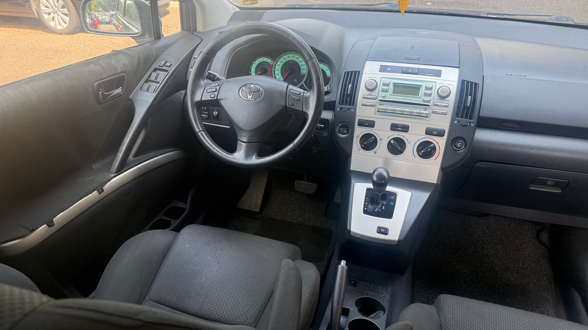 TOYOTA Corolla Verso 1.8 Linea Sol-image-7