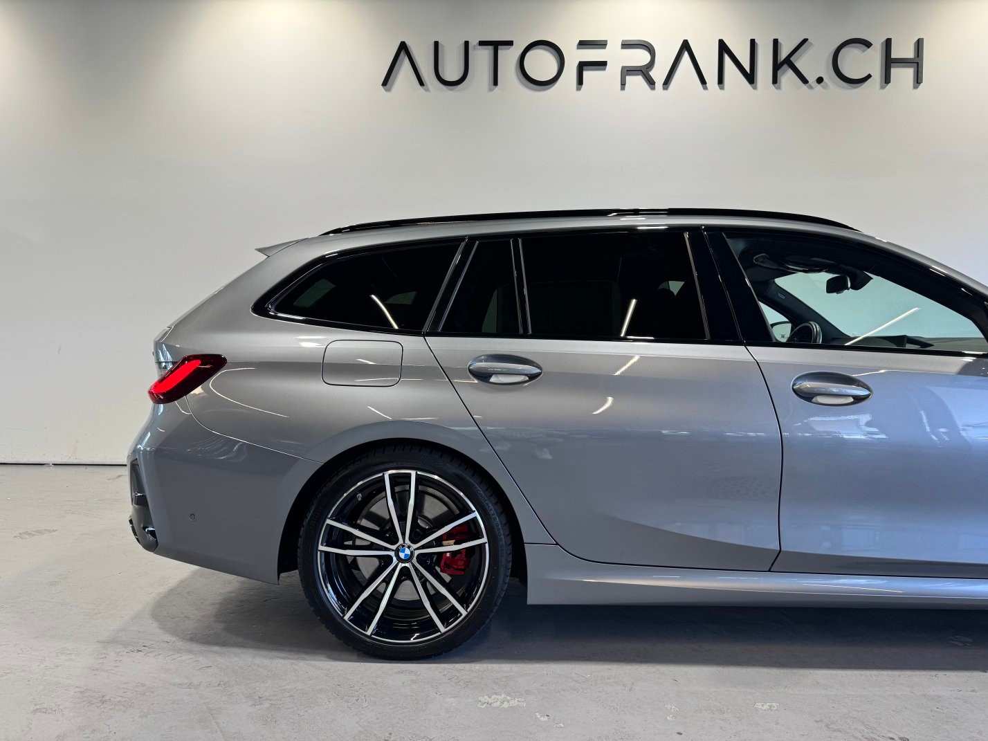 BMW M 340-image-8