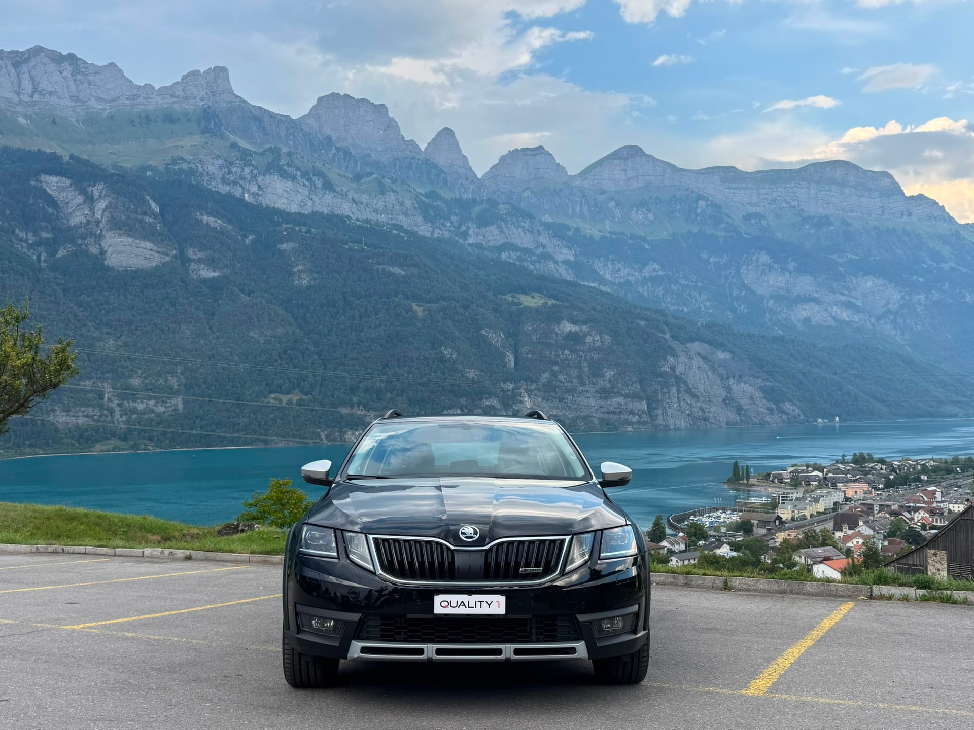 SKODA Octavia Combi 2.0 TDI Scout 4x4 DSG-image-0