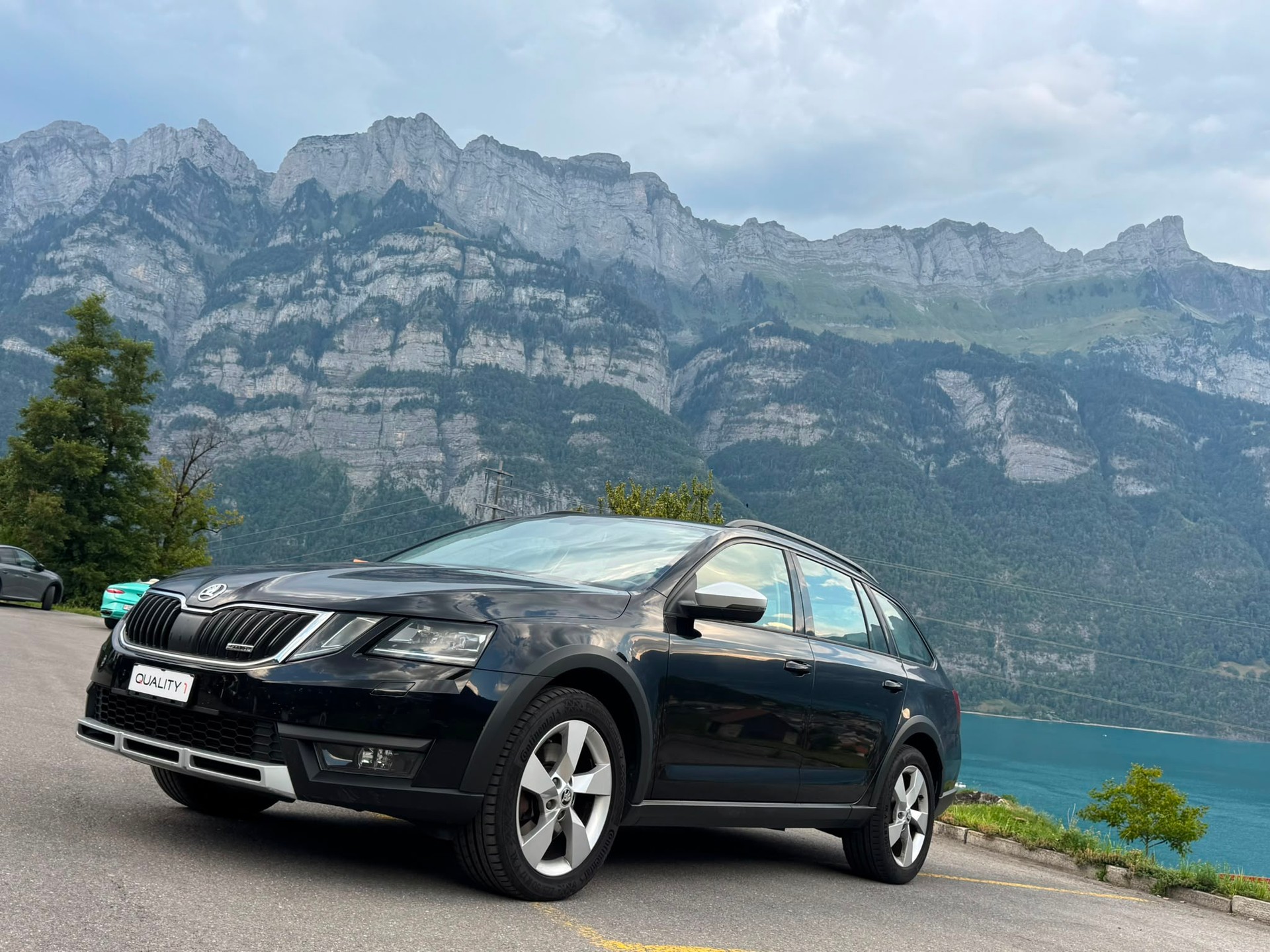 SKODA Octavia Combi 2.0 TDI Scout 4x4 DSG-image-2
