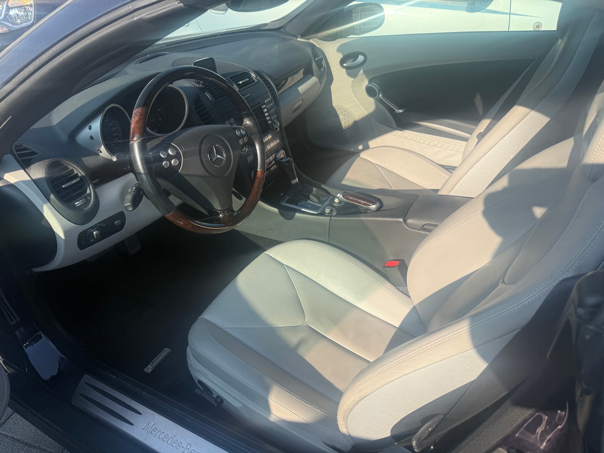 MERCEDES-BENZ SLK 280-image-7