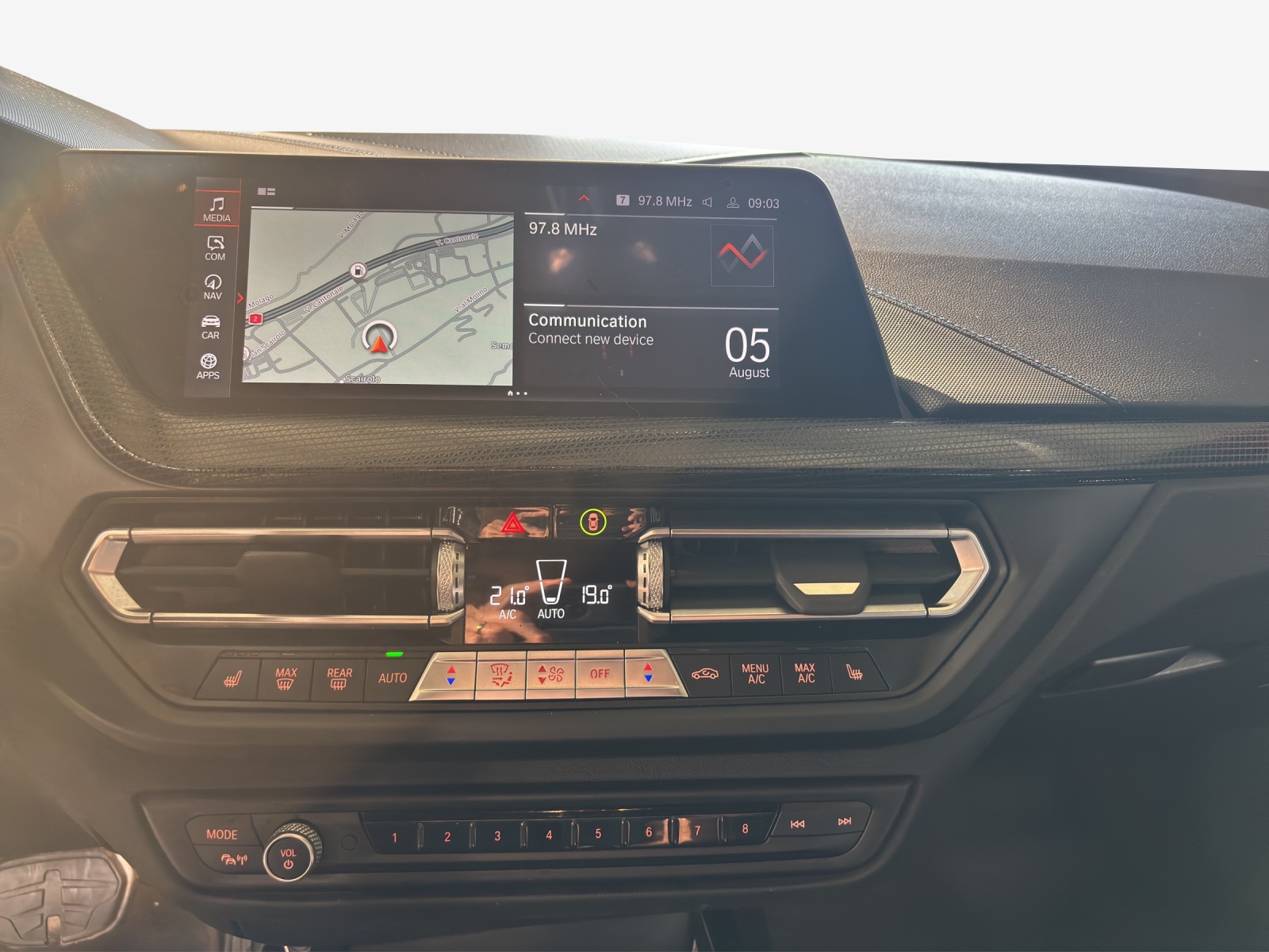 BMW 118i M Sport Steptronic-image-10