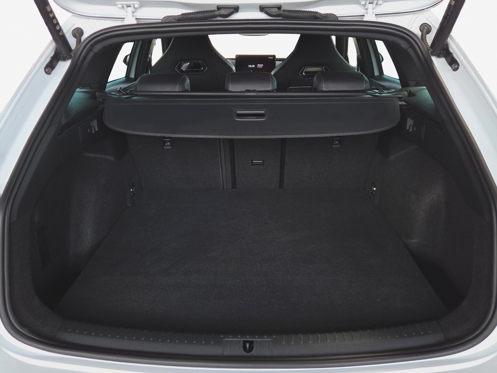 CUPRA LEON ST 1.5 e-HYBRID pHEV Black SymphonyDSG-image-12