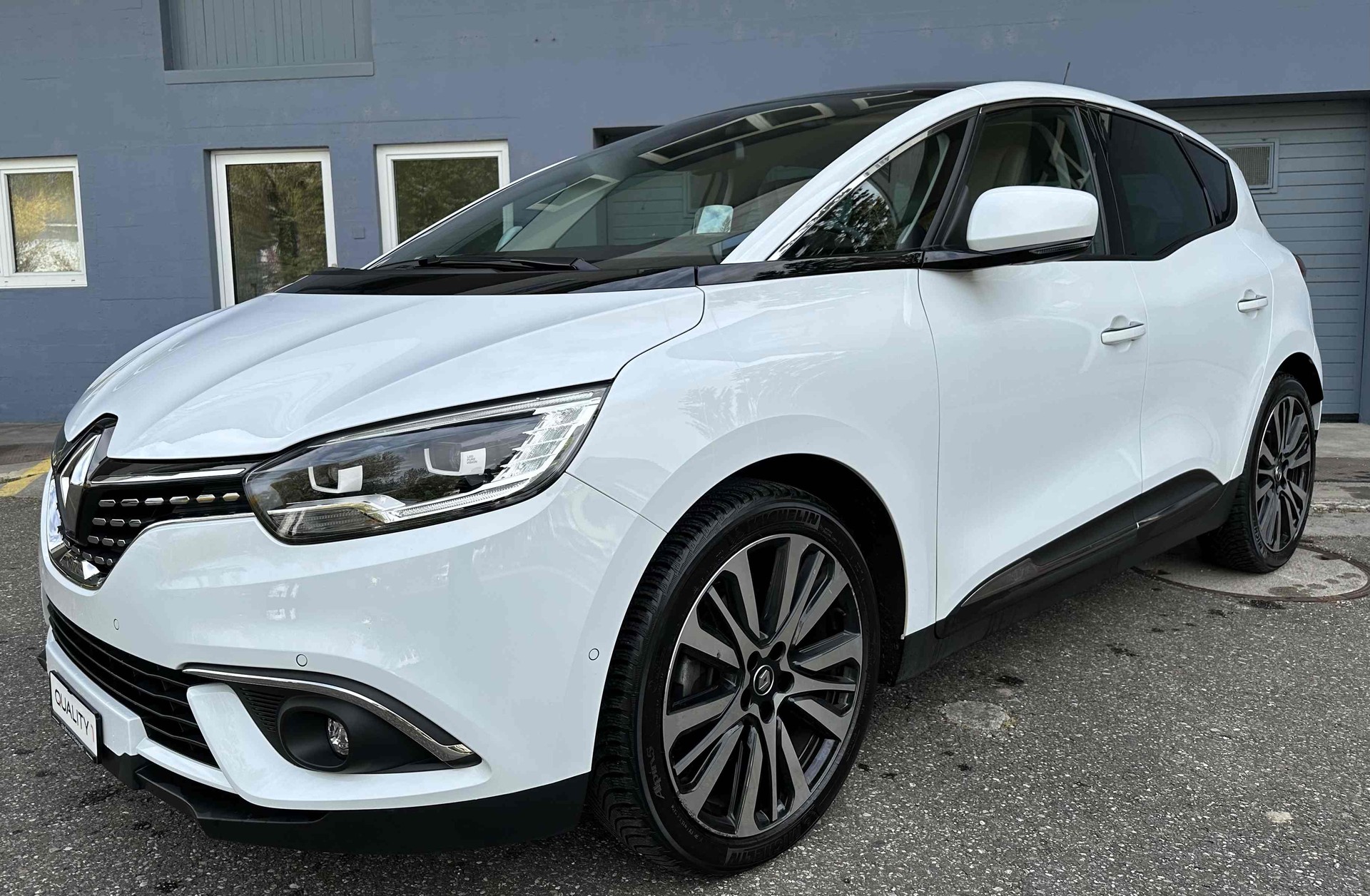 RENAULT Scénic 1.5 dCi Initiale Paris EDC-image-0