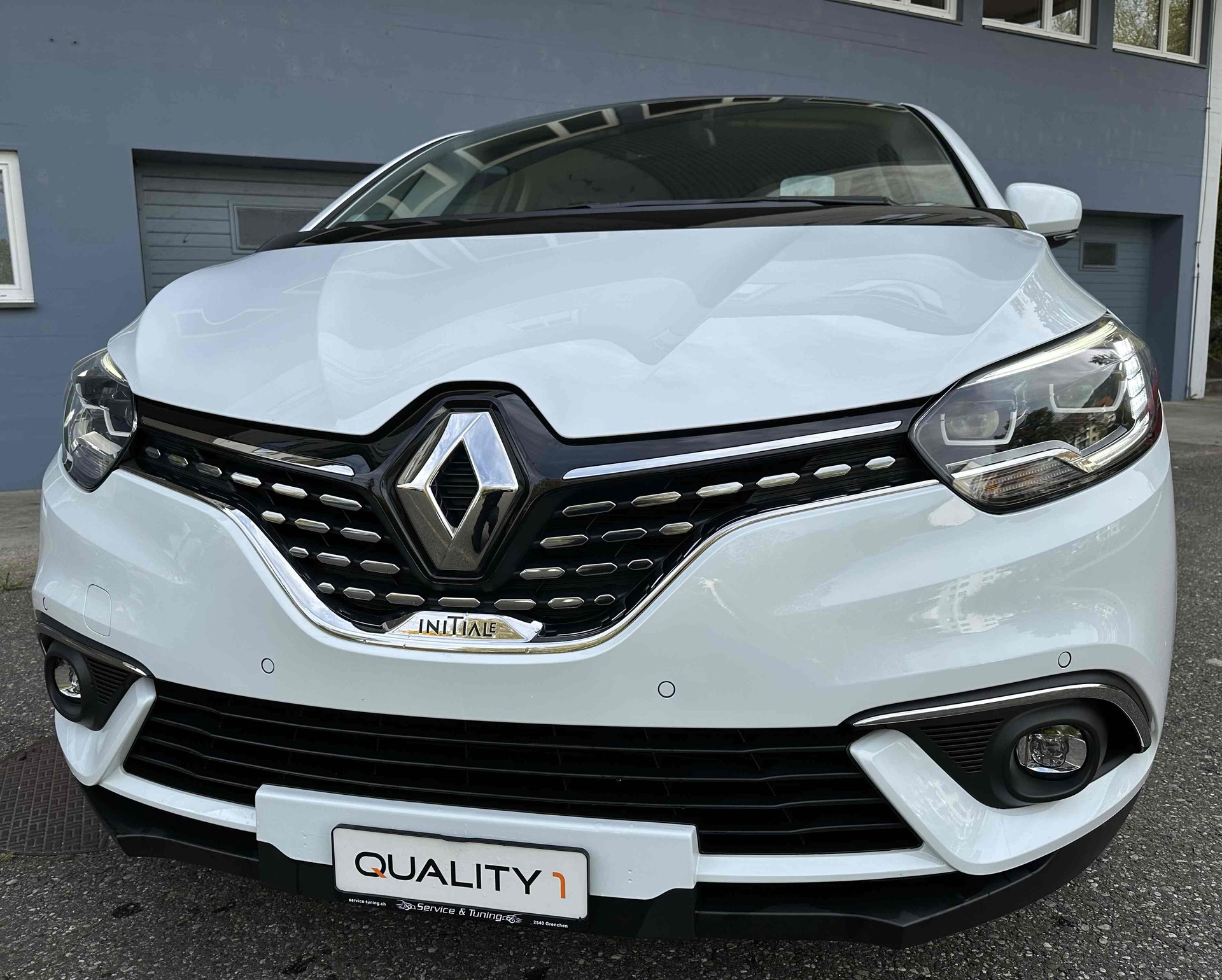 RENAULT Scénic 1.5 dCi Initiale Paris EDC-image-1