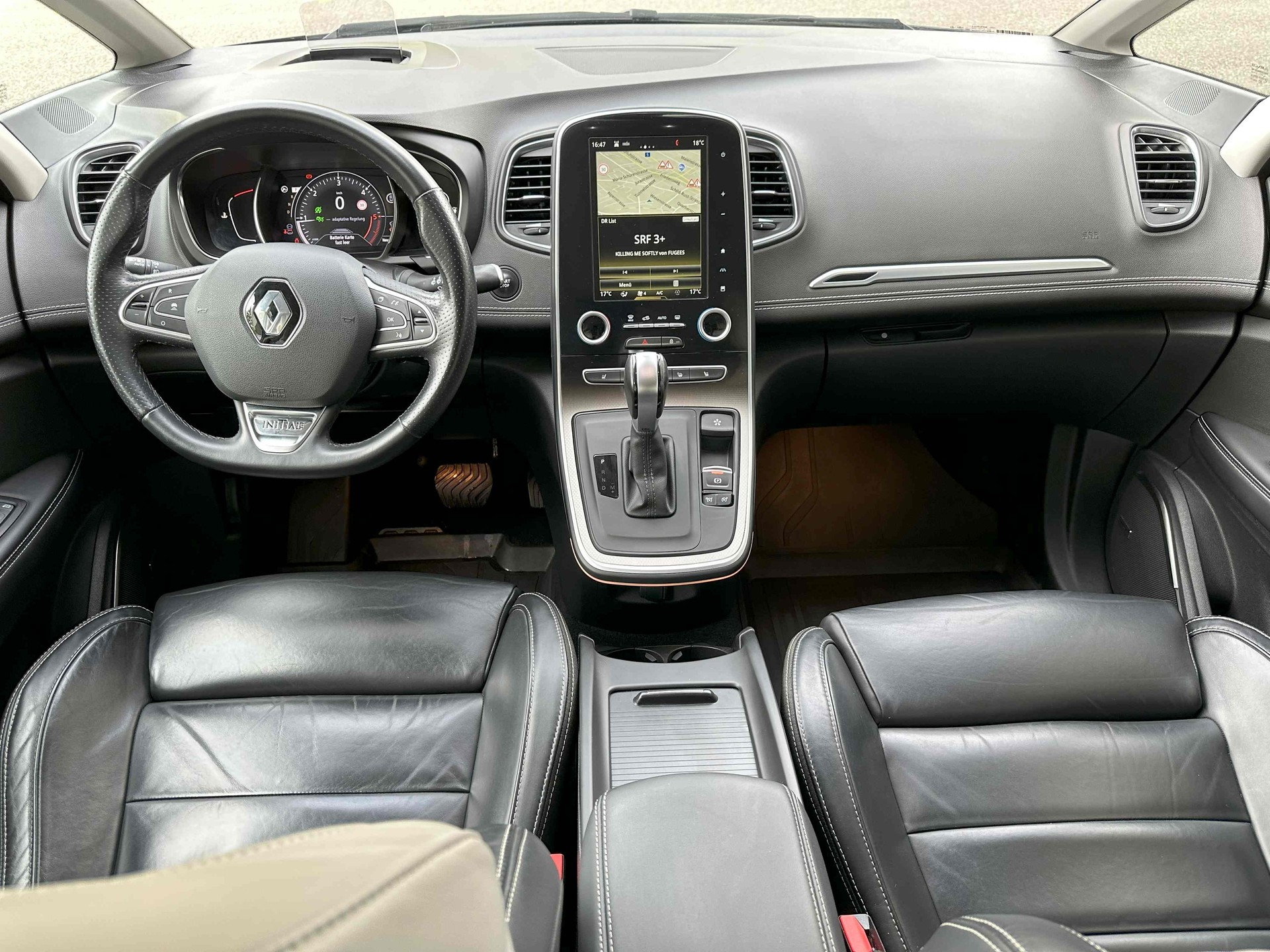 RENAULT Scénic 1.5 dCi Initiale Paris EDC-image-7