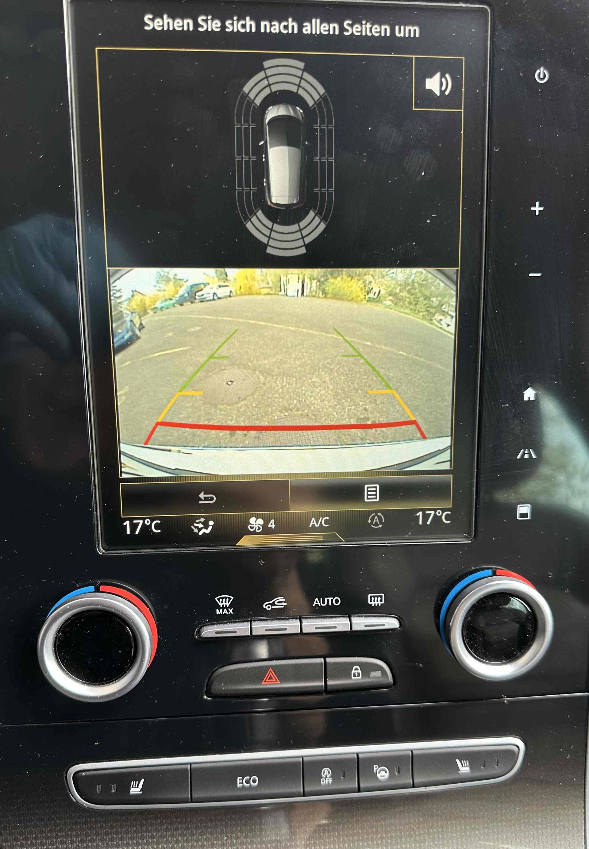 RENAULT Scénic 1.5 dCi Initiale Paris EDC-image-9