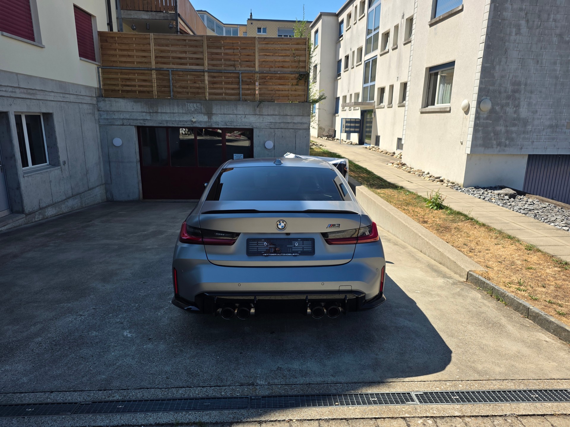 BMW M3 Competition xDrive-image-4