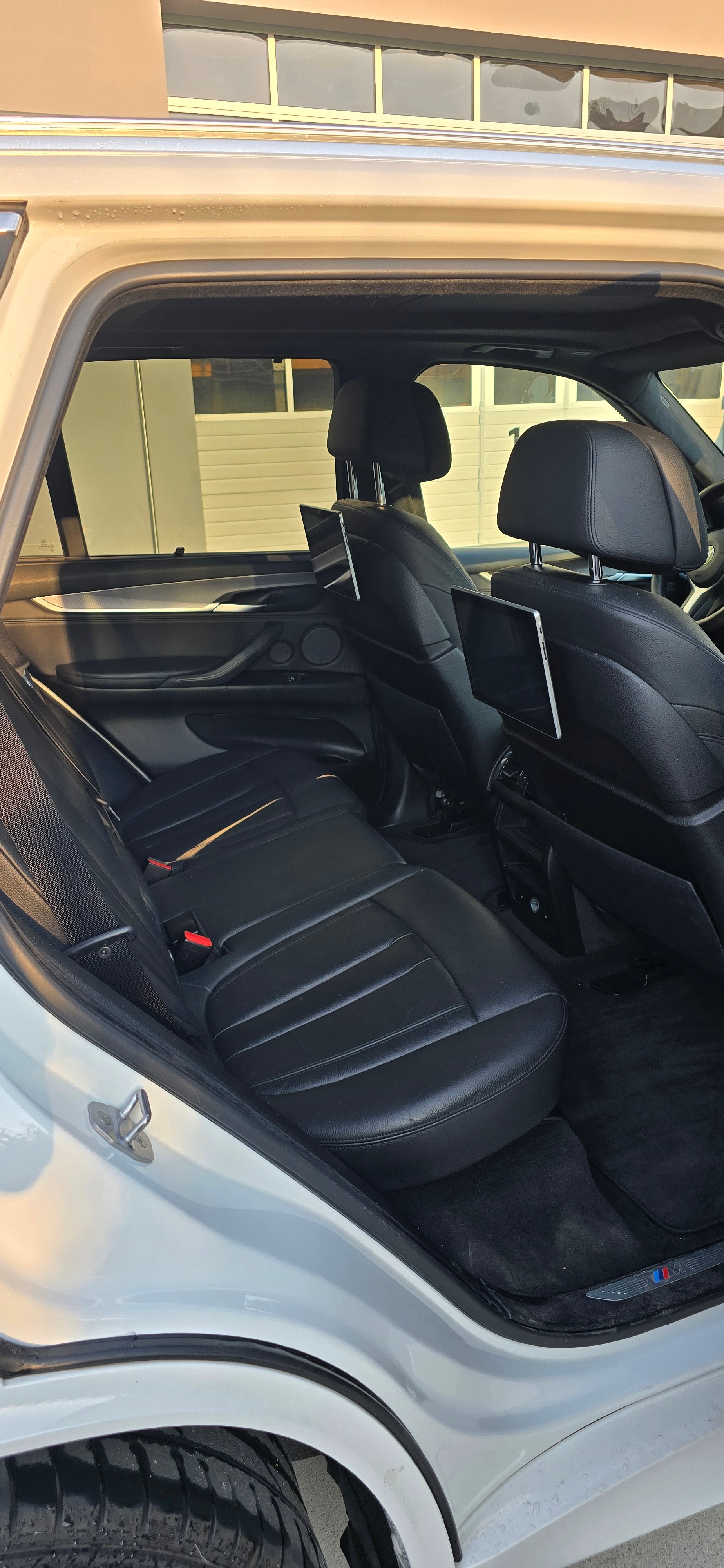 BMW X5-image-5