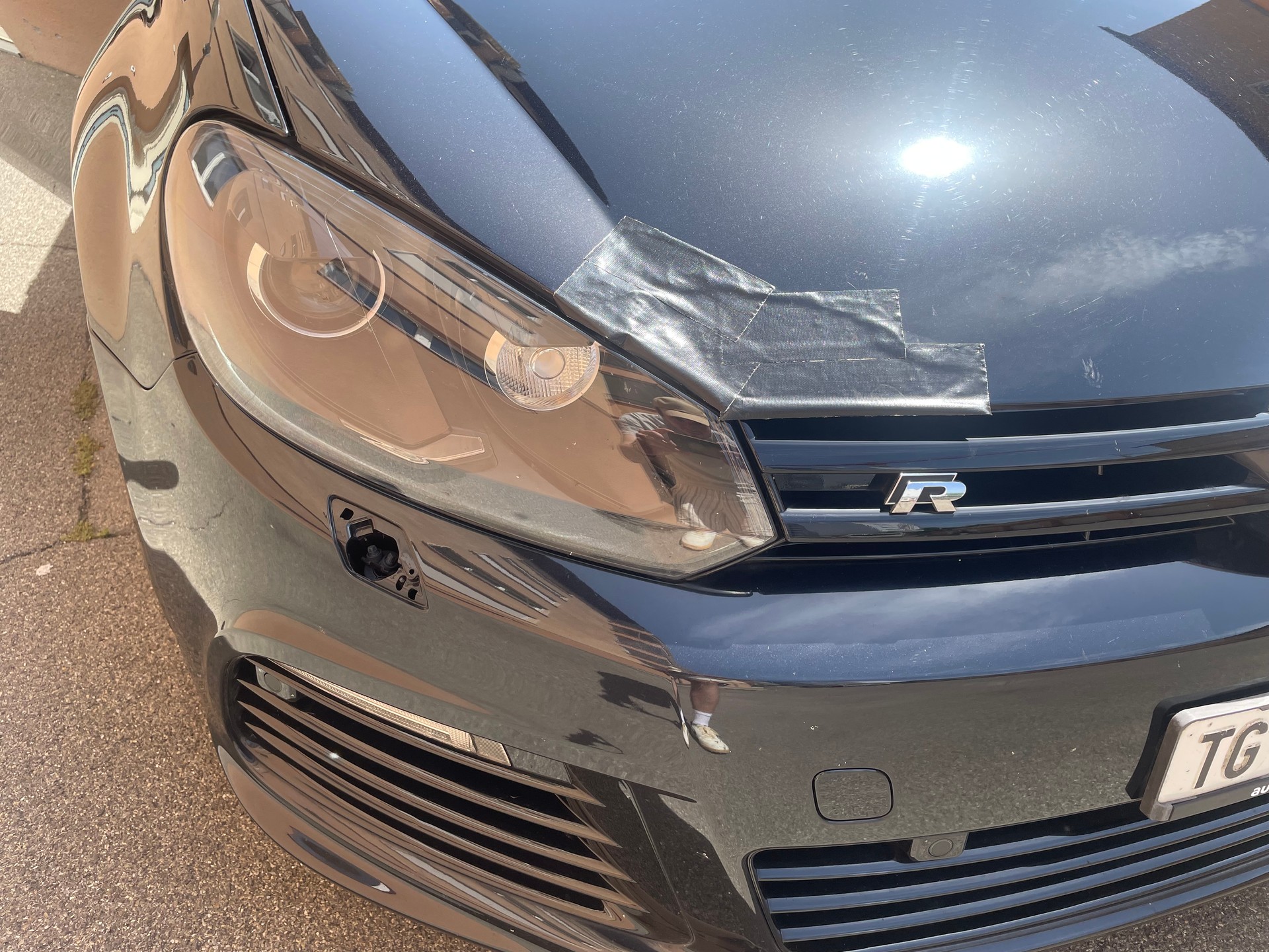 VW 2.0 TSI R DSG 4motion-image-4