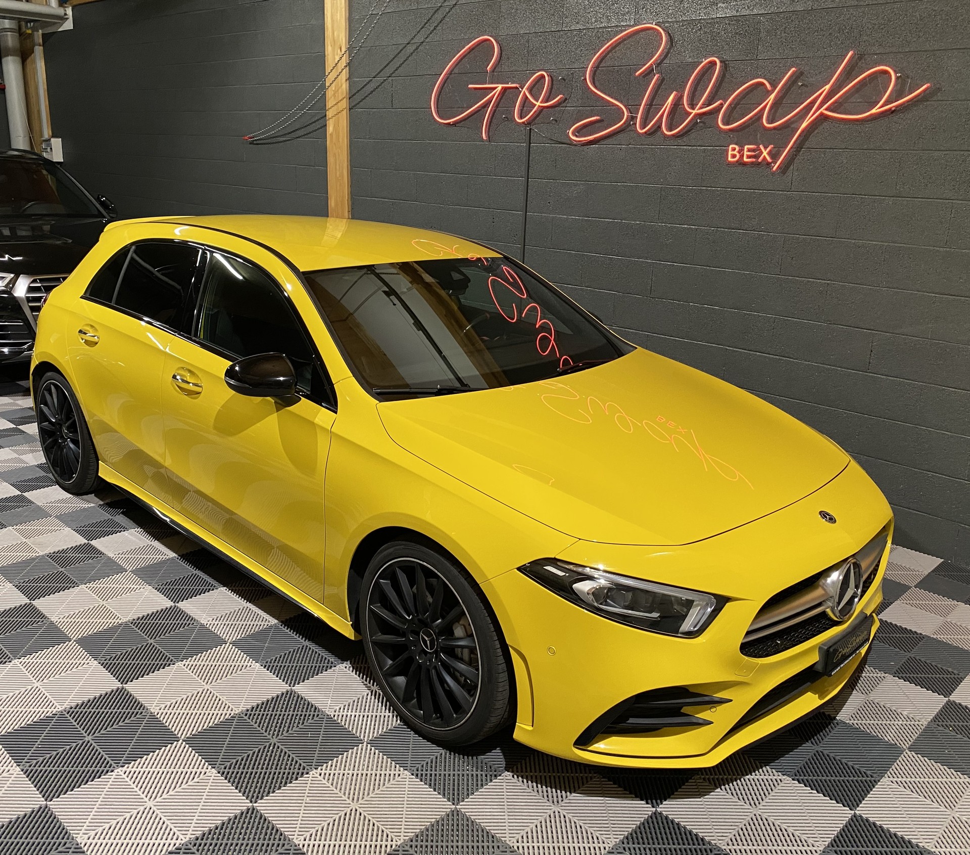 MERCEDES-BENZ A 35 AMG 4Matic Speedshift-image-0