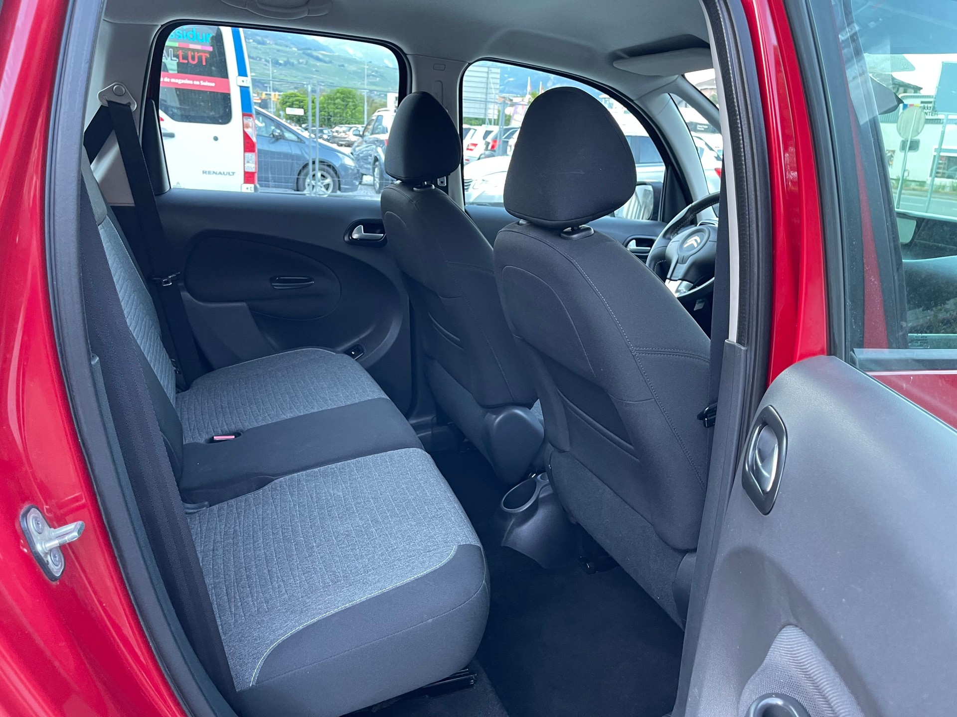 CITROEN C3 Picasso 1.6i 16V Exclusive EGS6-image-17