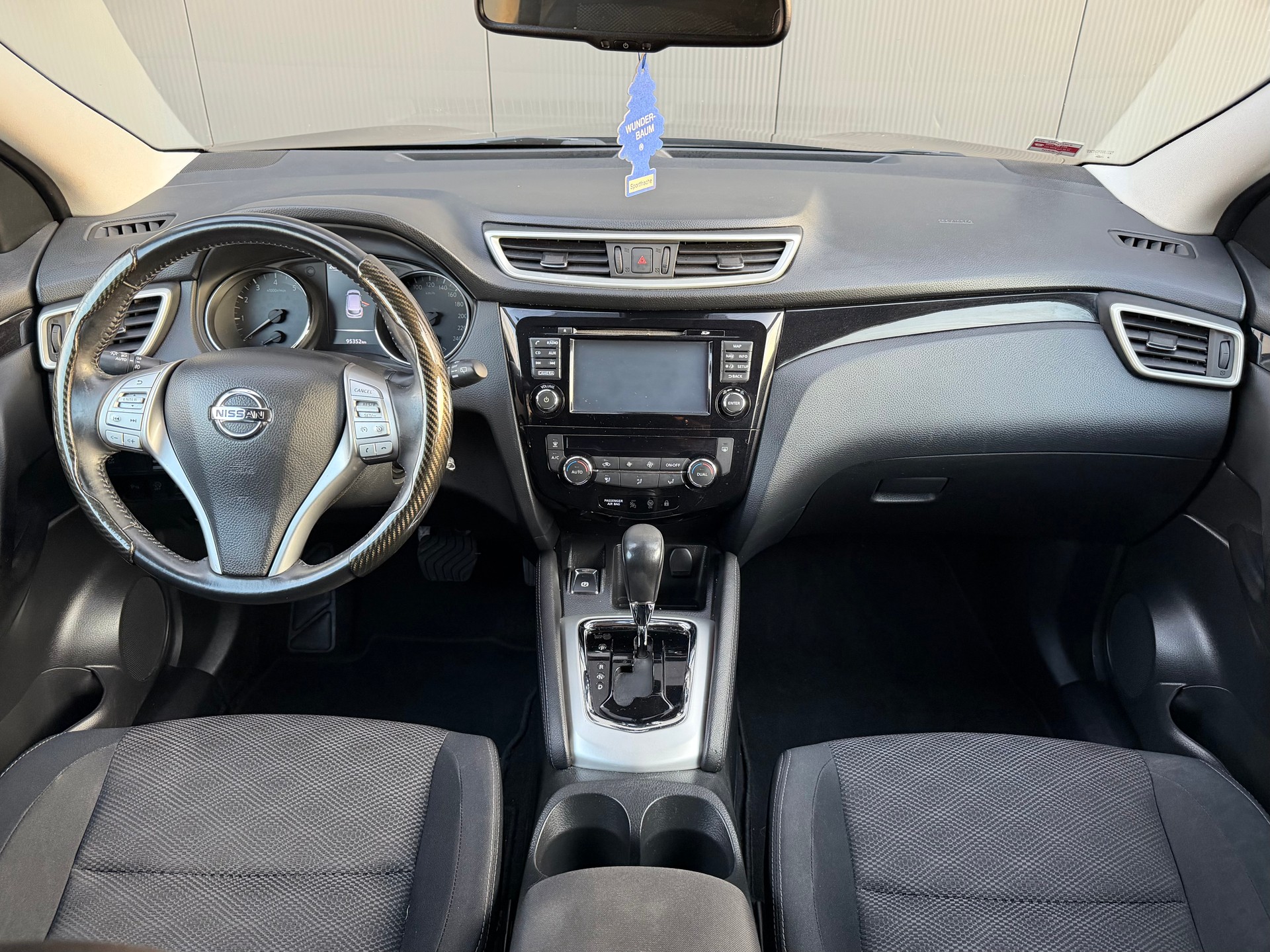 NISSAN Qashqai 1.2 DIG-T acenta Xtronic CVT-image-10