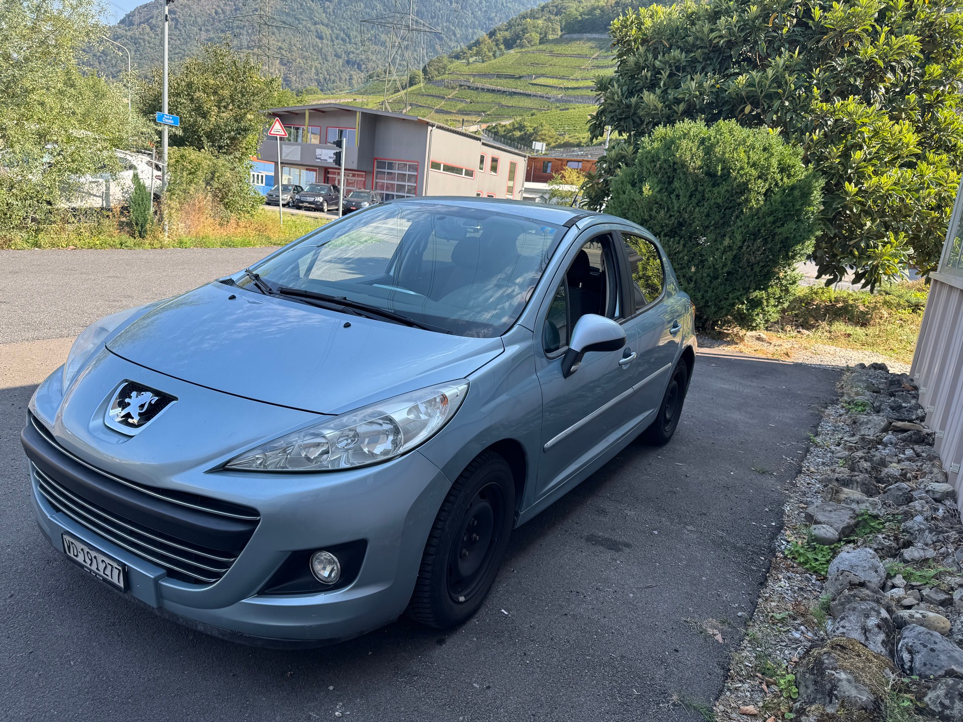 PEUGEOT 207 1.6 16V Sport Automatic-image-0