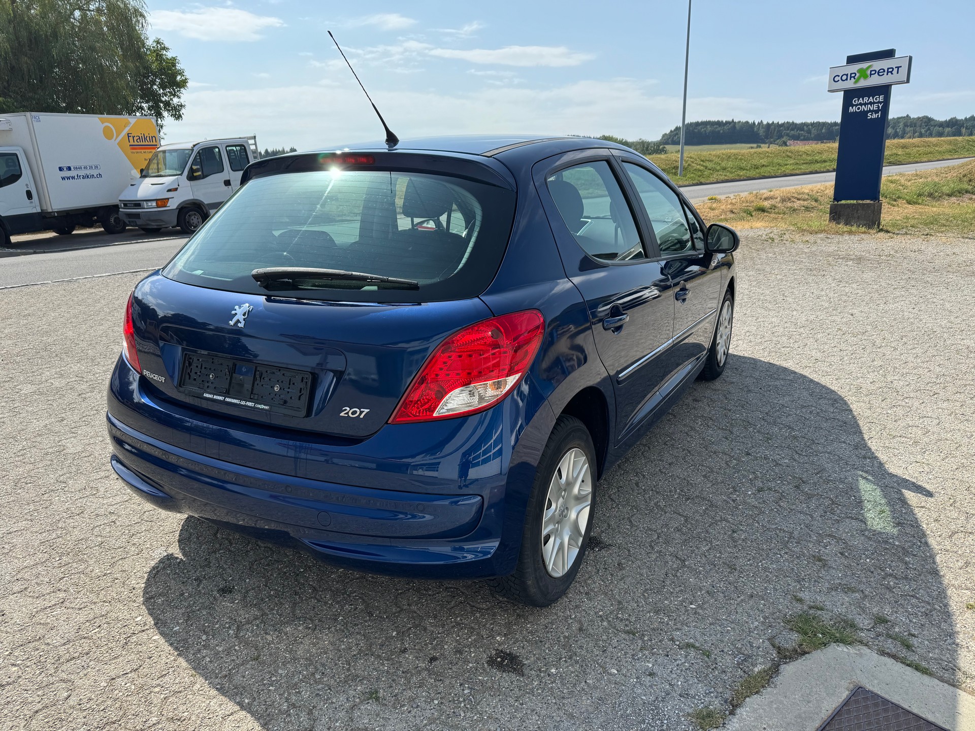 PEUGEOT 207 1.4 16V Allure-image-3