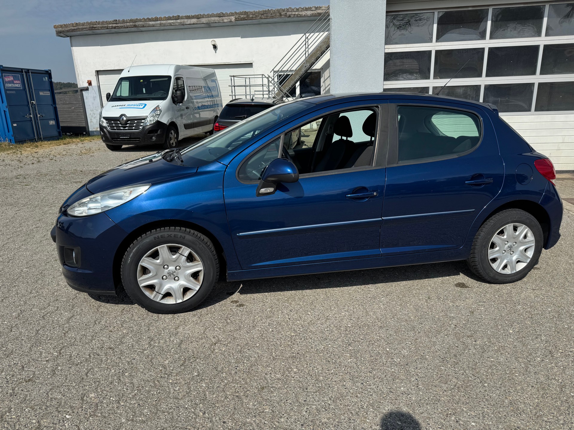 PEUGEOT 207 1.4 16V Allure-image-1