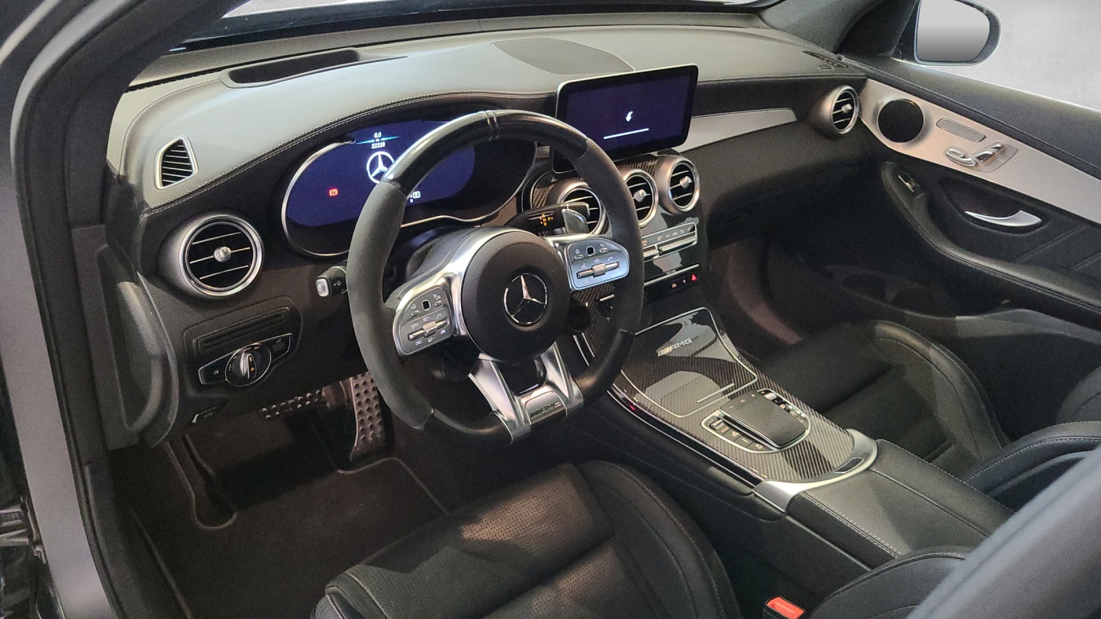 MERCEDES-BENZ GLC 63 S AMG 4Matic 9G-Tronic-image-6