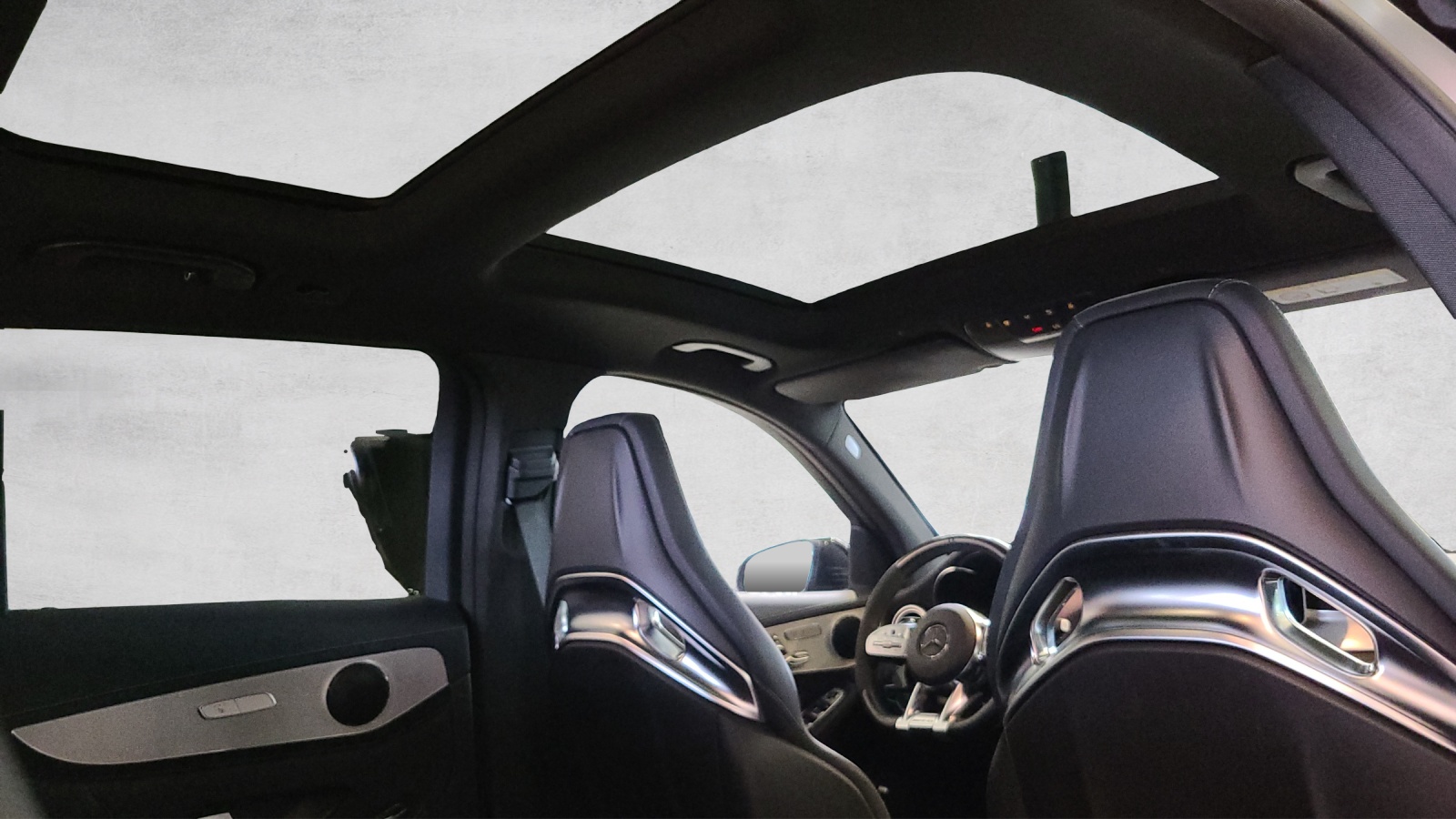 MERCEDES-BENZ GLC 63 S AMG 4Matic 9G-Tronic-image-14