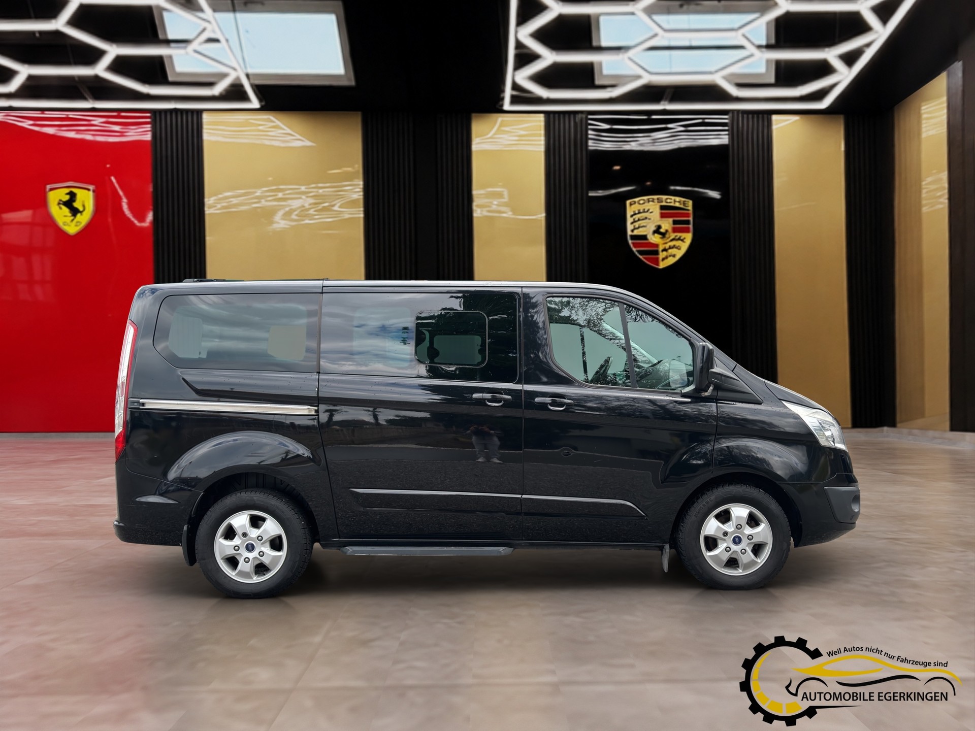 FORD Tourneo C Bus 310 L1 2.0 TDCi 170 Titanium-image-3