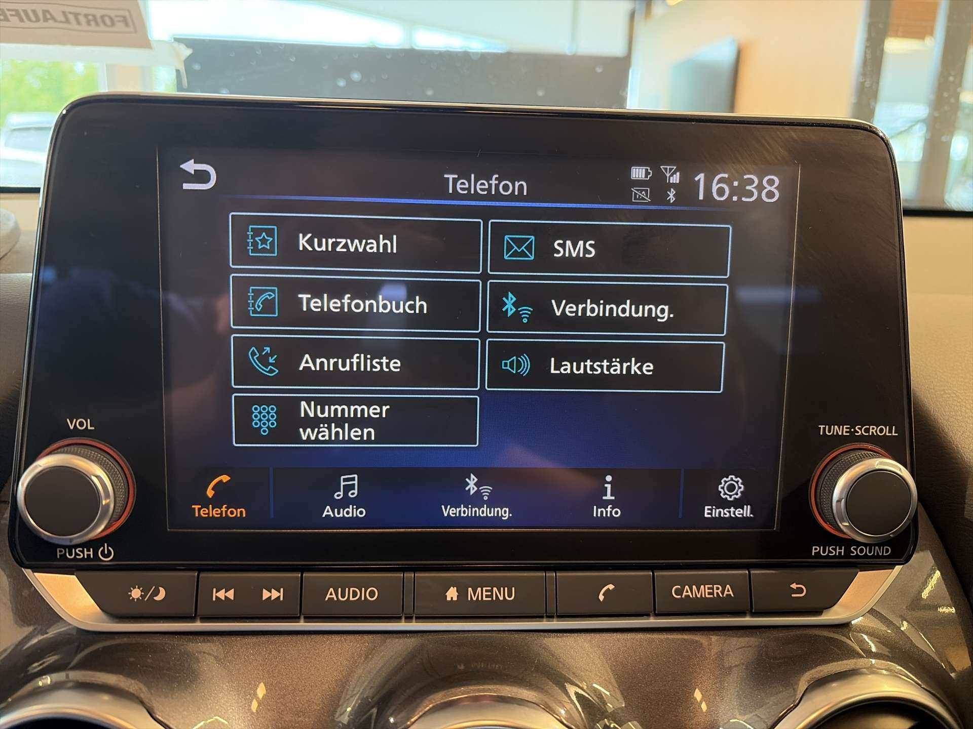 NISSAN Juke 1.6 FHEV Hybrid N-Connecta Automat-image-1
