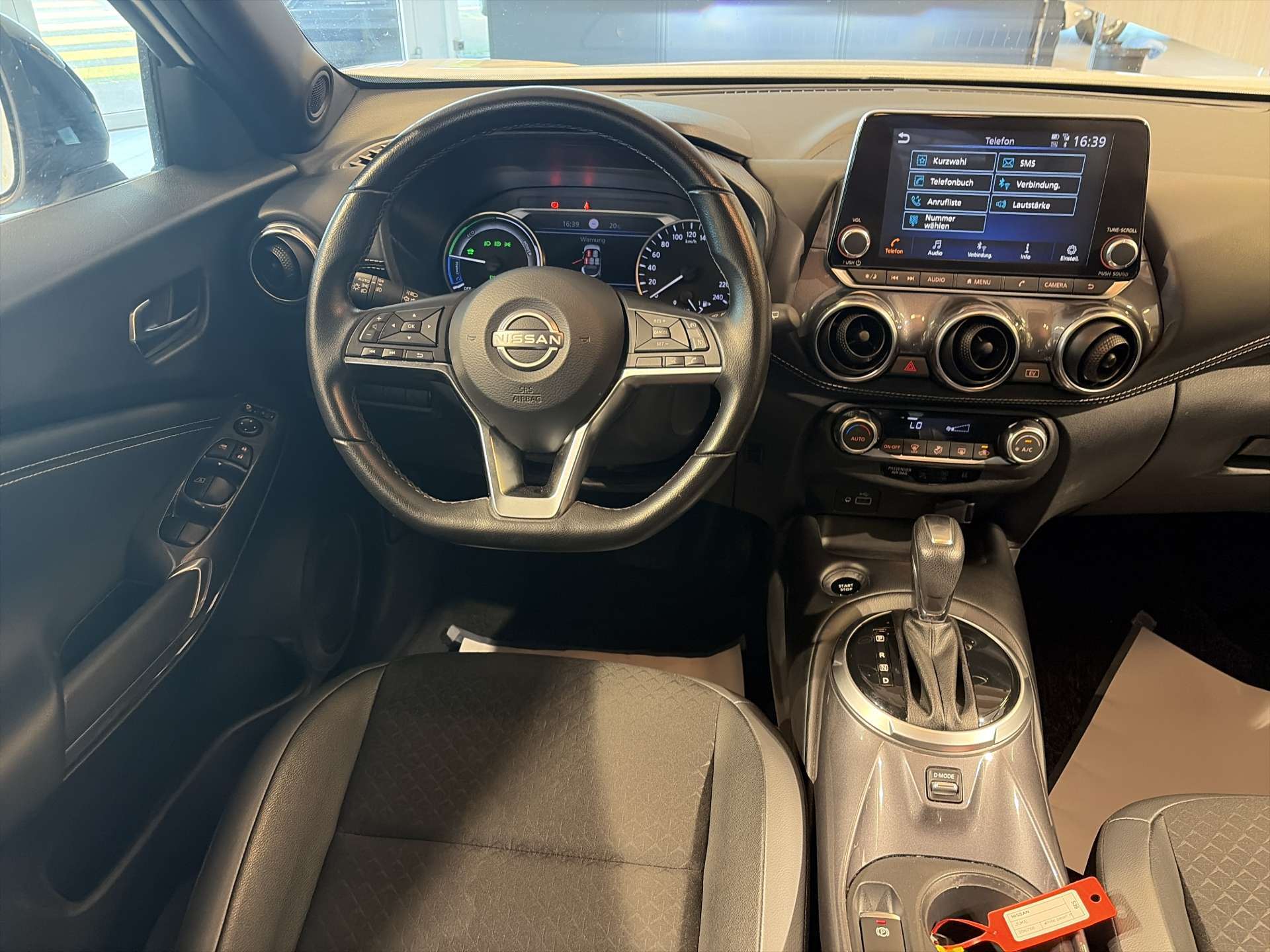 NISSAN Juke 1.6 FHEV Hybrid N-Connecta Automat-image-4