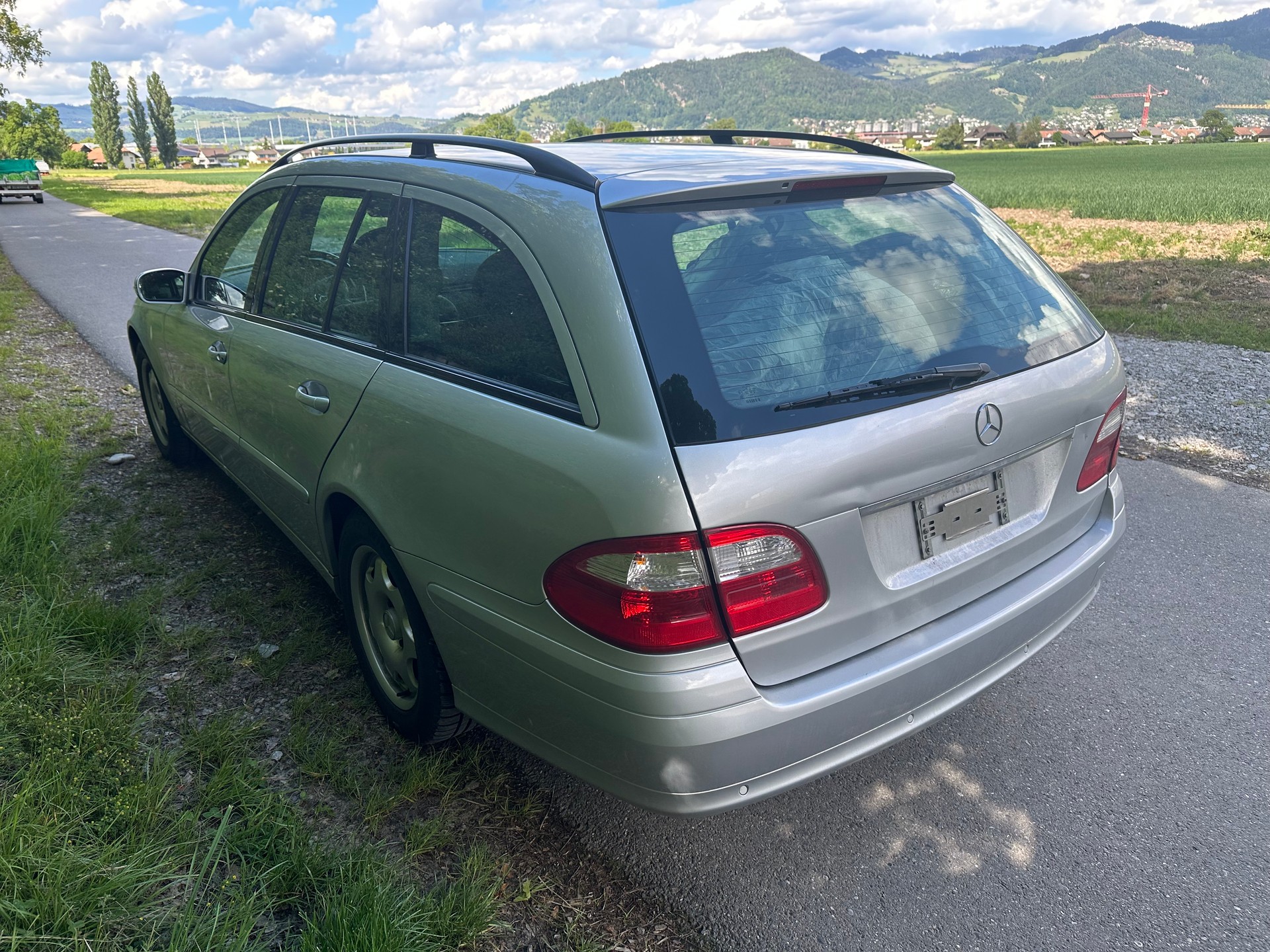 MERCEDES-BENZ E 280 CDI Avantgarde 4Matic Automatic-image-3