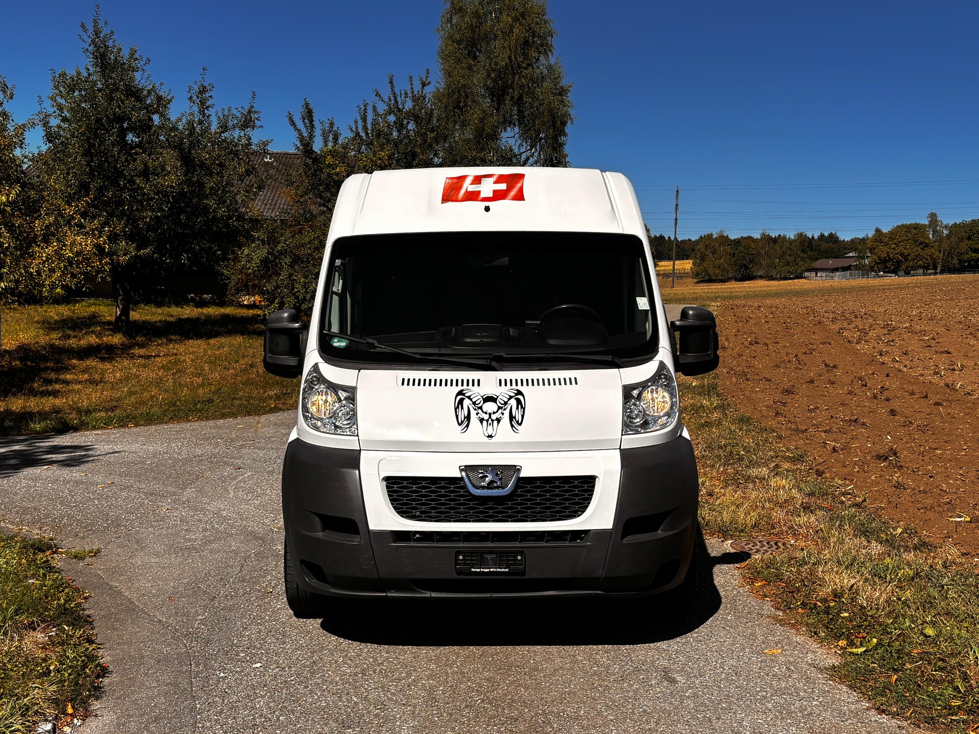 PEUGEOT 2.2 HDI 130 9P Premium-image-2