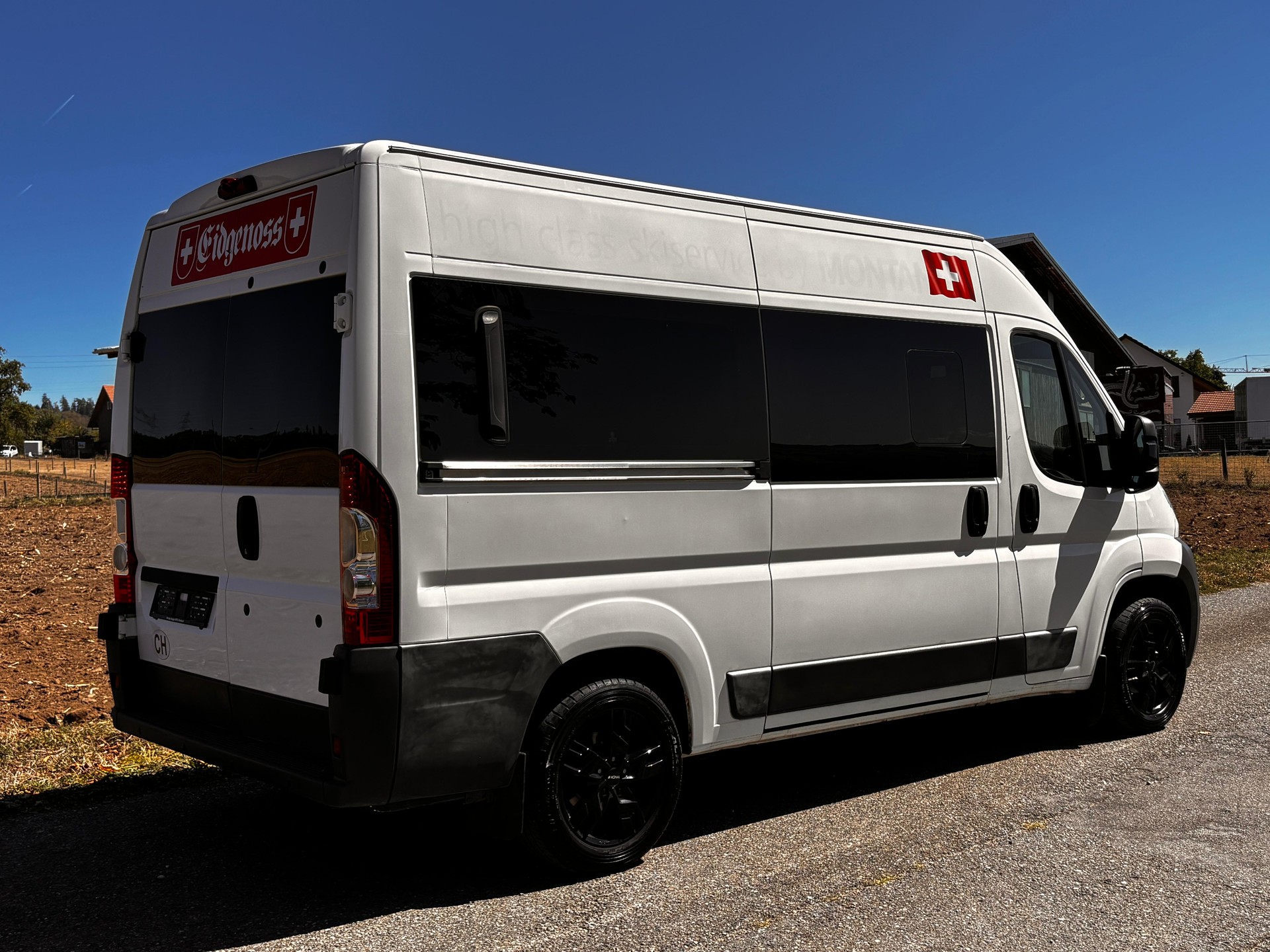 PEUGEOT 2.2 HDI 130 9P Premium-image-5