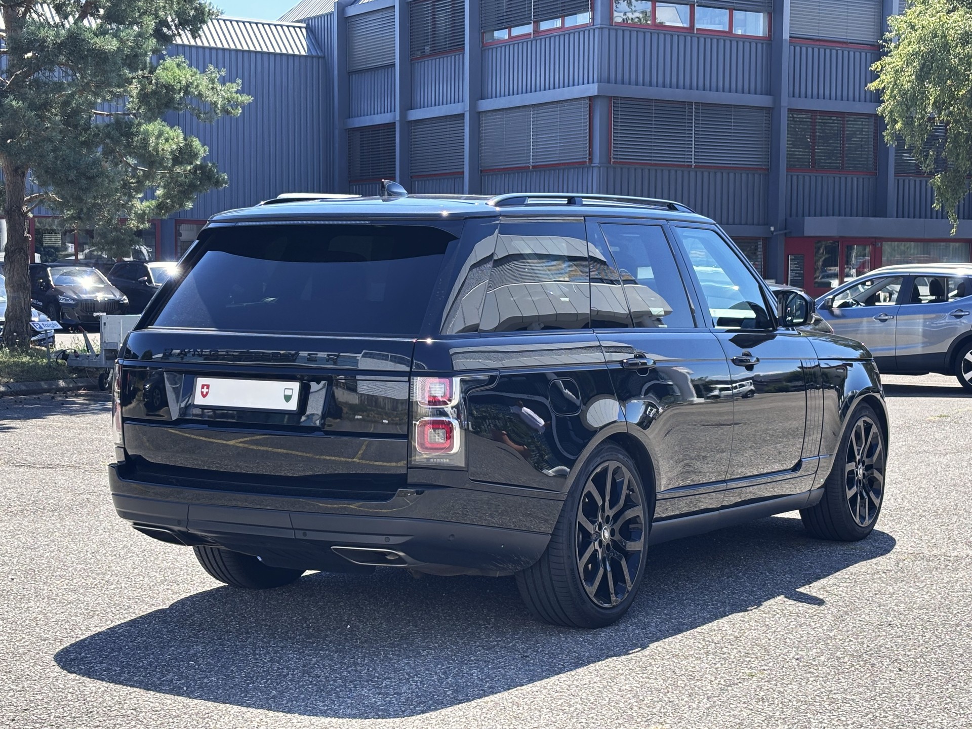 LAND ROVER Range Rover 5.0 V8 S/C AB Automatic-image-4